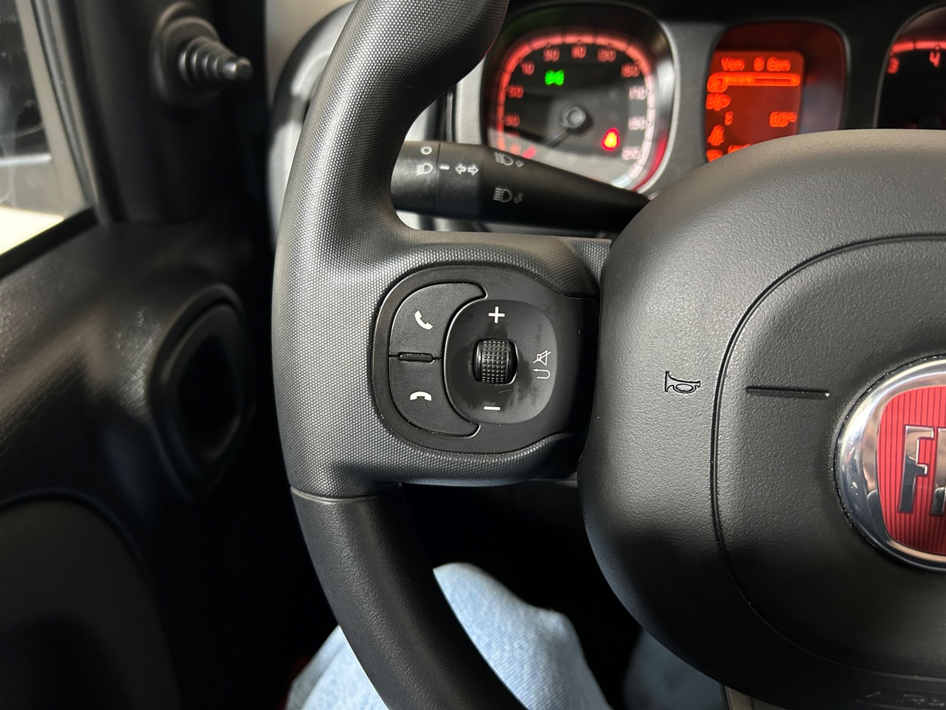 Panda Hybrid City Life s&s 70cv - Autoviemme