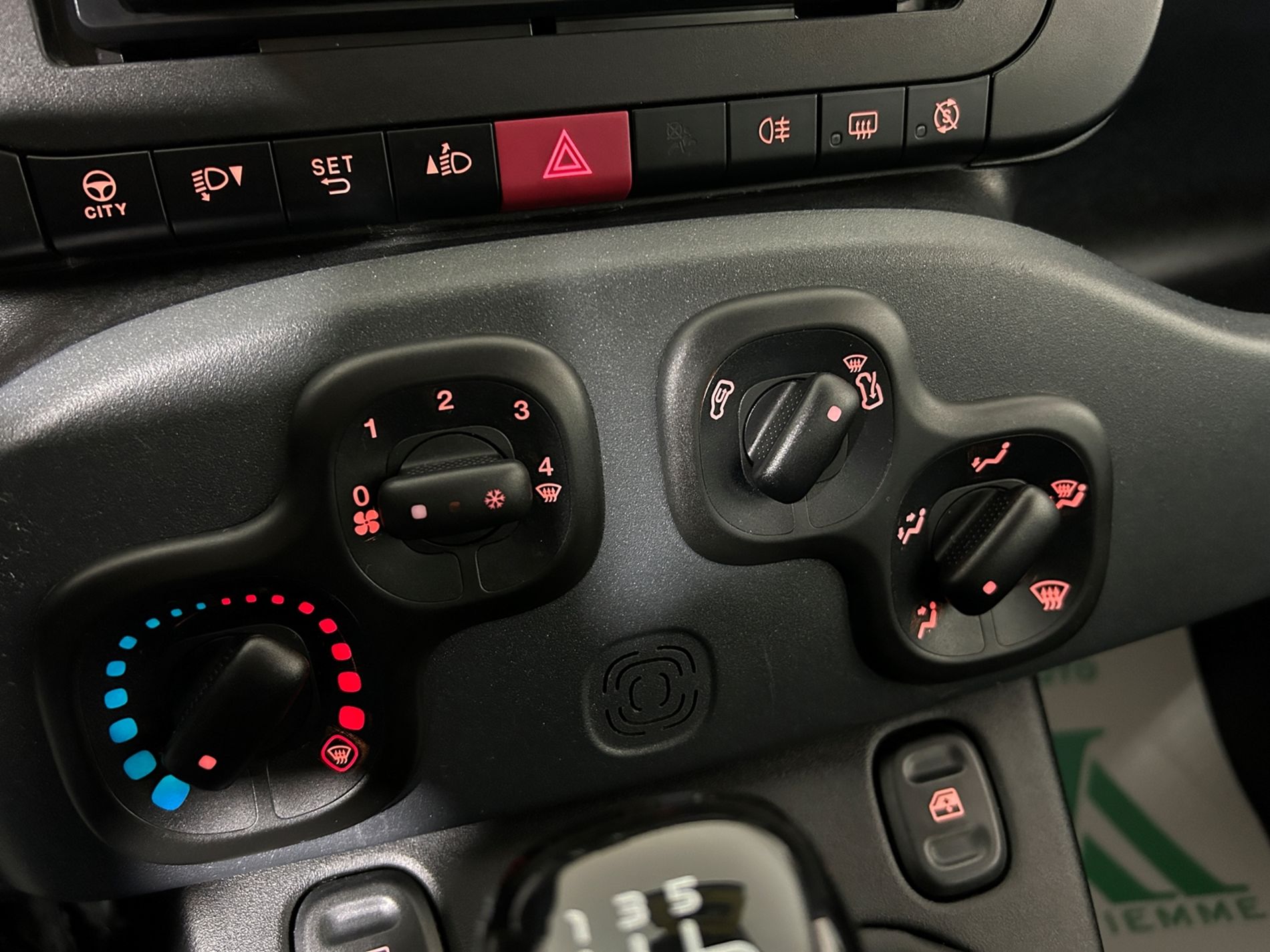 Panda hybrid s&s 70cv - Autoviemme