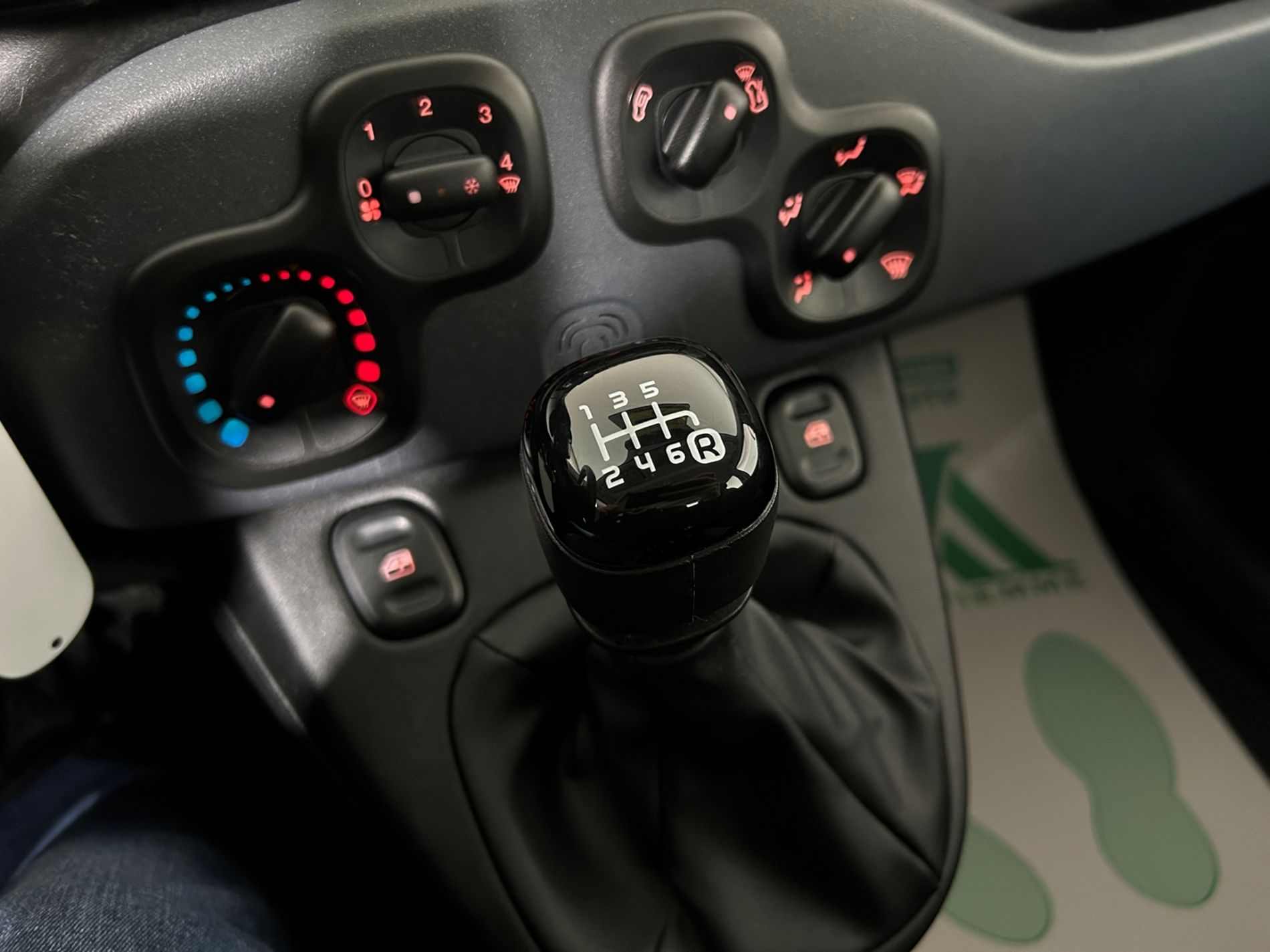 Panda hybrid s&s 70cv - Autoviemme