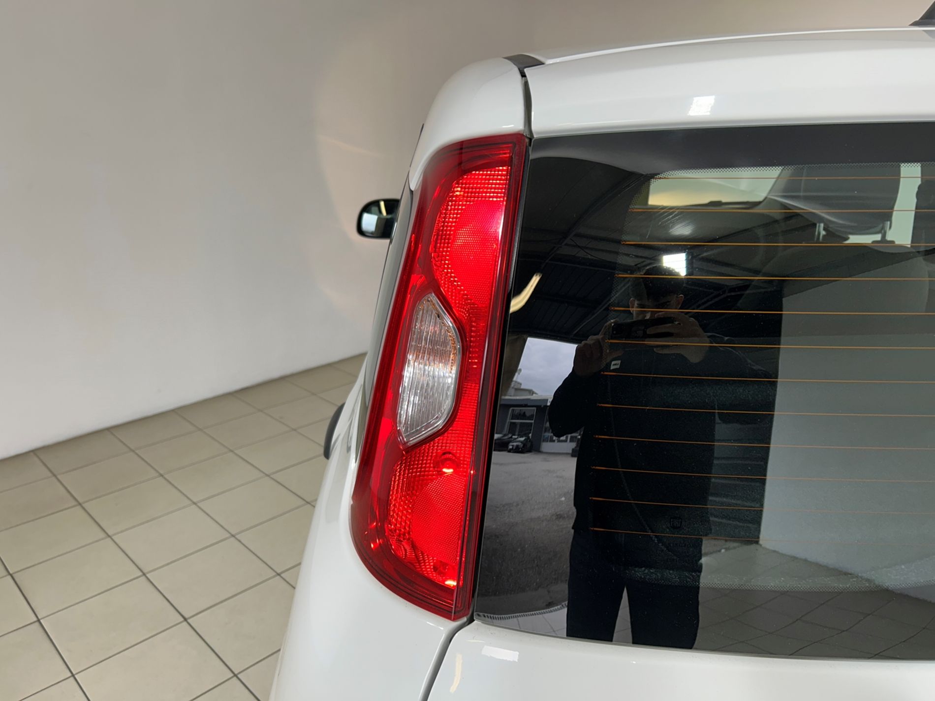 Panda hybrid s&s 70cv - Autoviemme