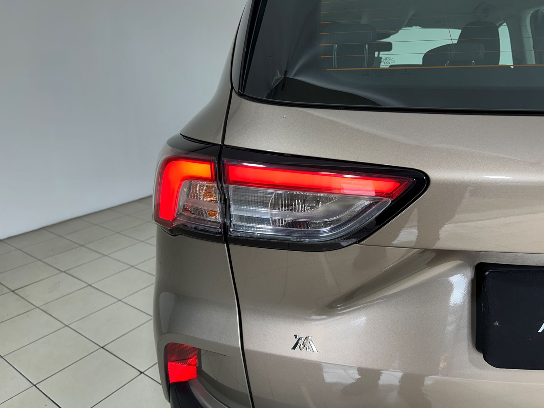 Ford Kuga Titanium 2wd 120cV  - Autoviemme