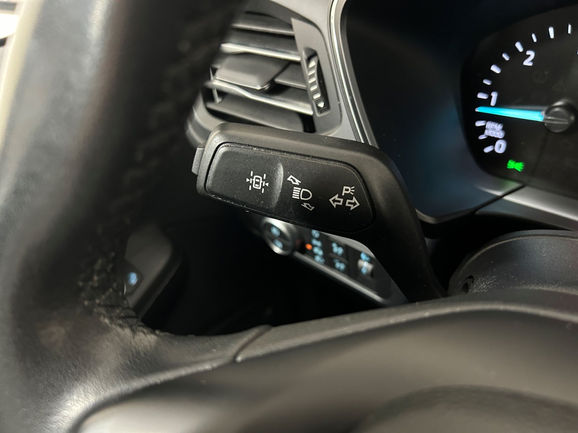 Ford Kuga Titanium 2wd 120cV  - Autoviemme