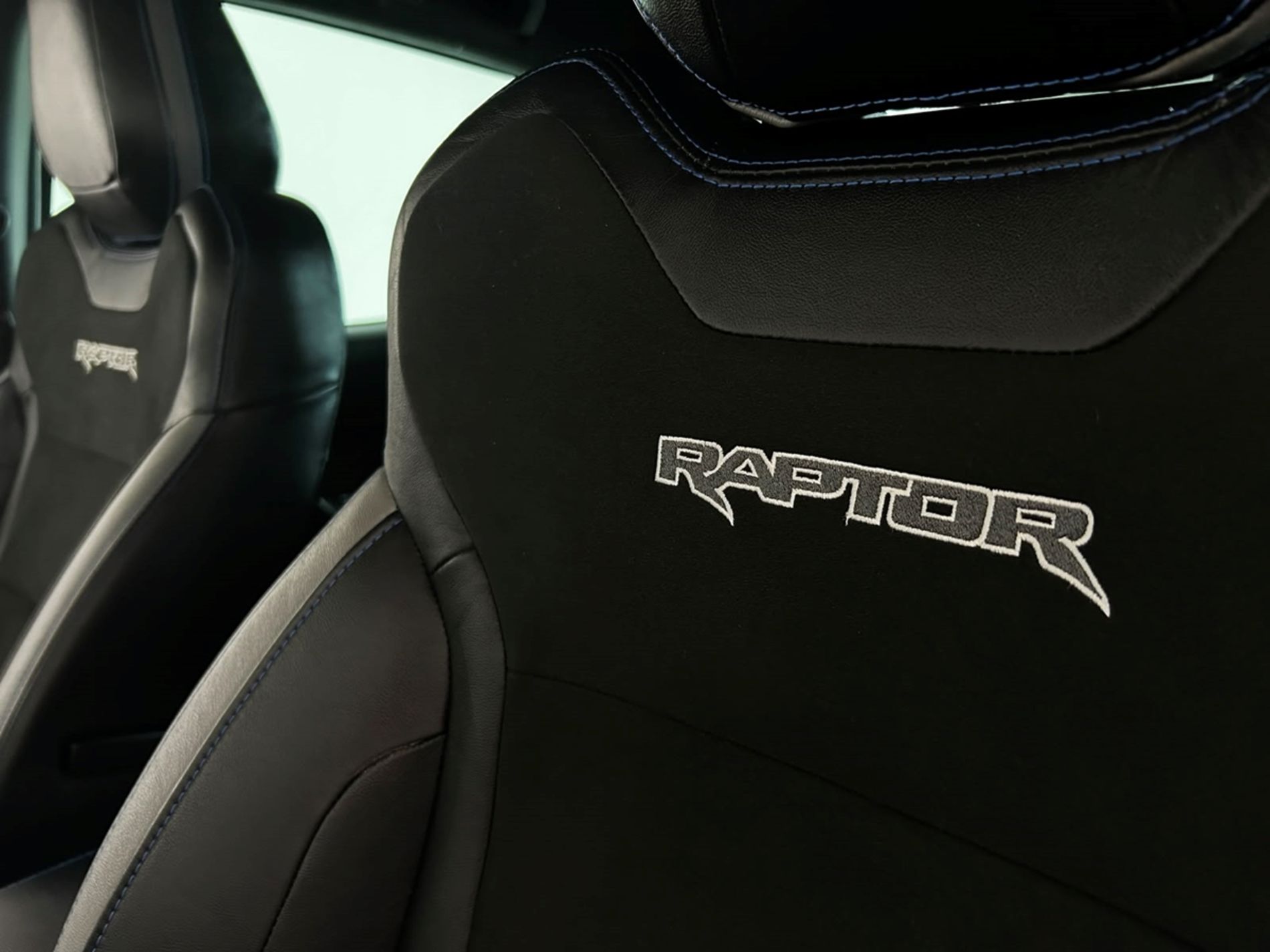 Ford Ranger Raptor 2.0 213cv - Autoviemme