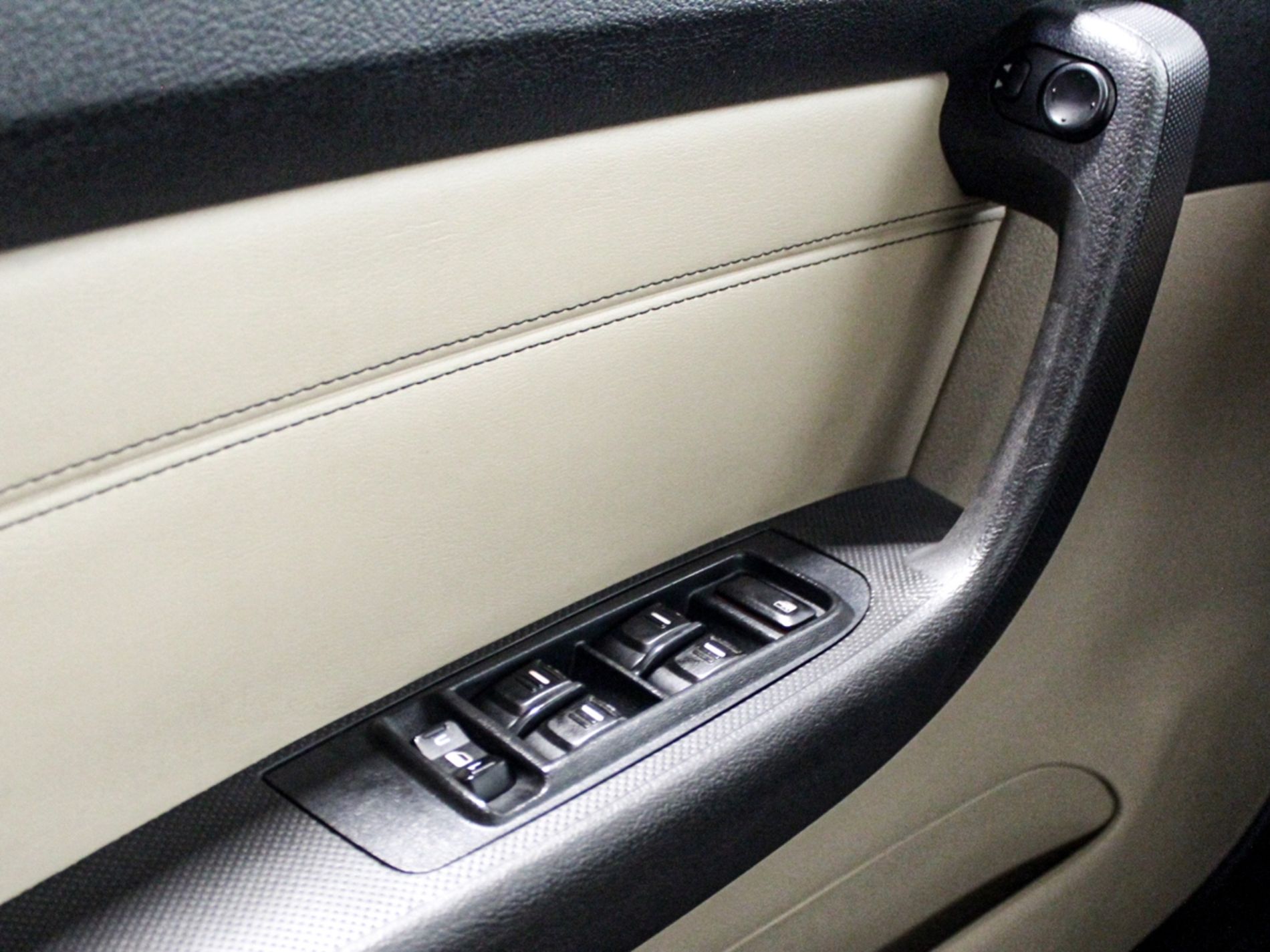 H3 3.7 auto - Autoviemme