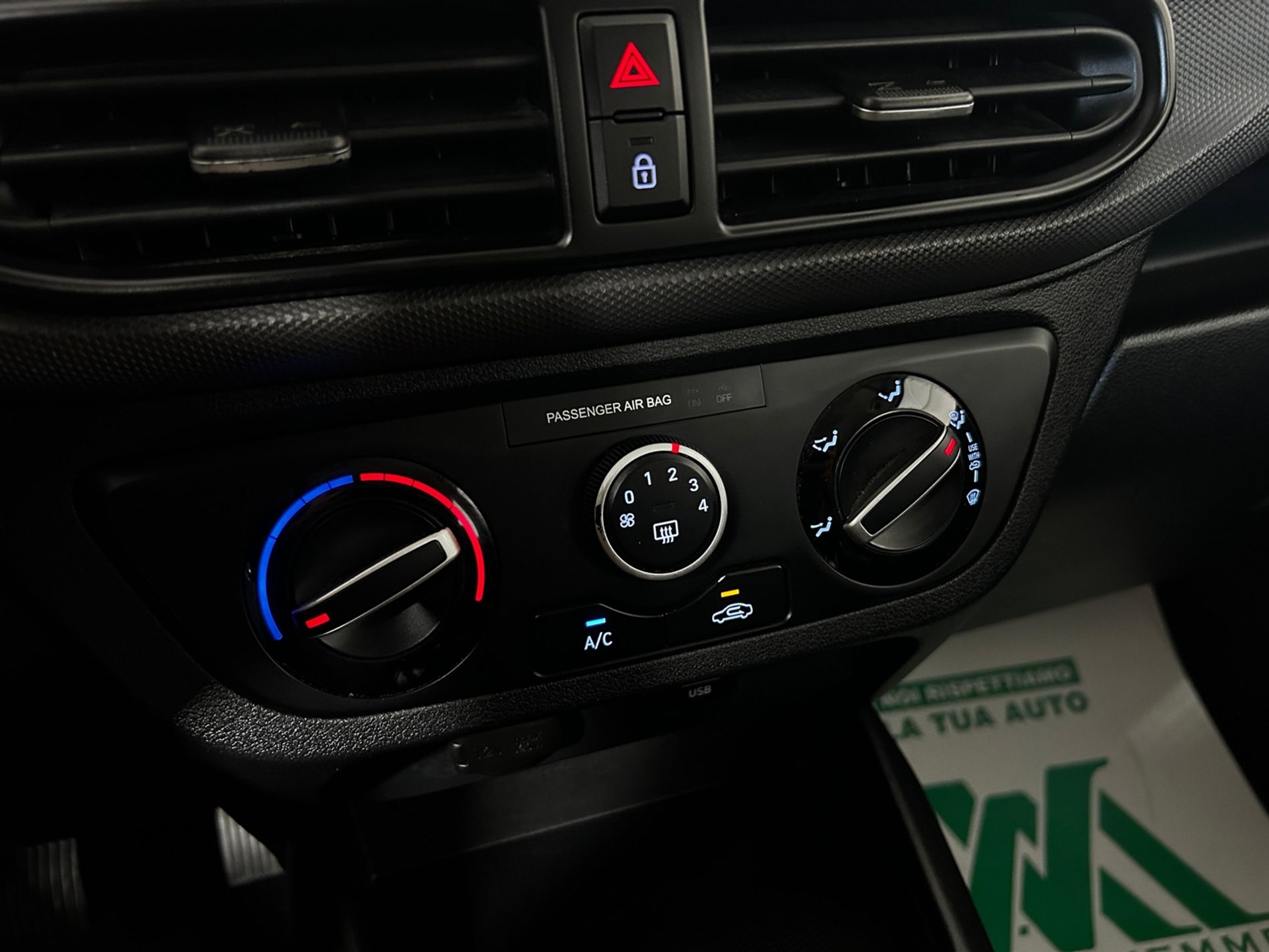 i10 1.0 Tech Connect - Autoviemme