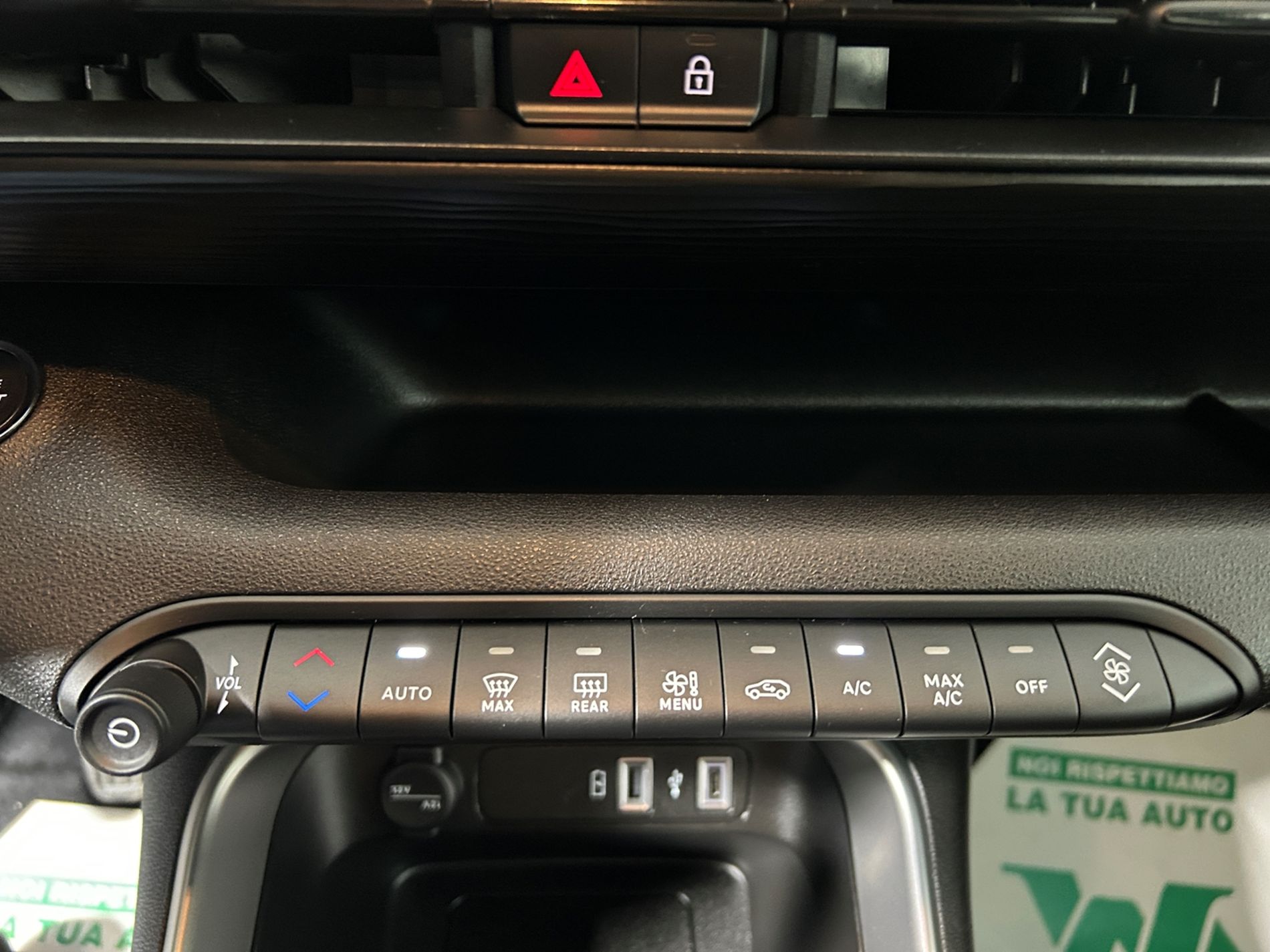 Jeep Avenger 1.2 turbo Altitude fwd 100 cv - Autoviemme