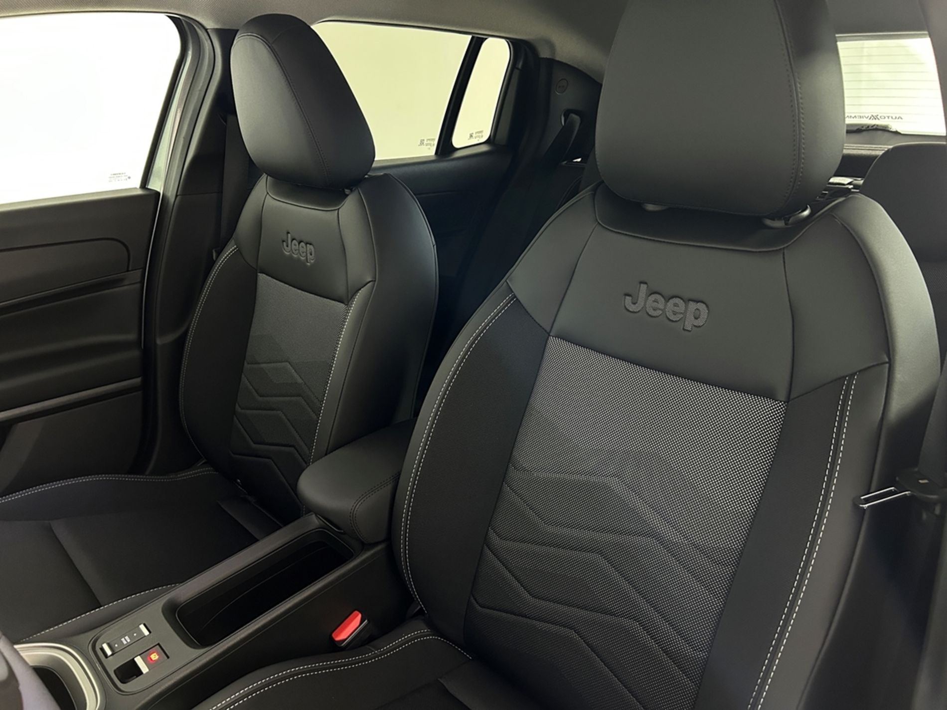 Jeep Avenger 1.2 turbo e-hybrid Summit fwd 100cv edct6   - Autoviemme