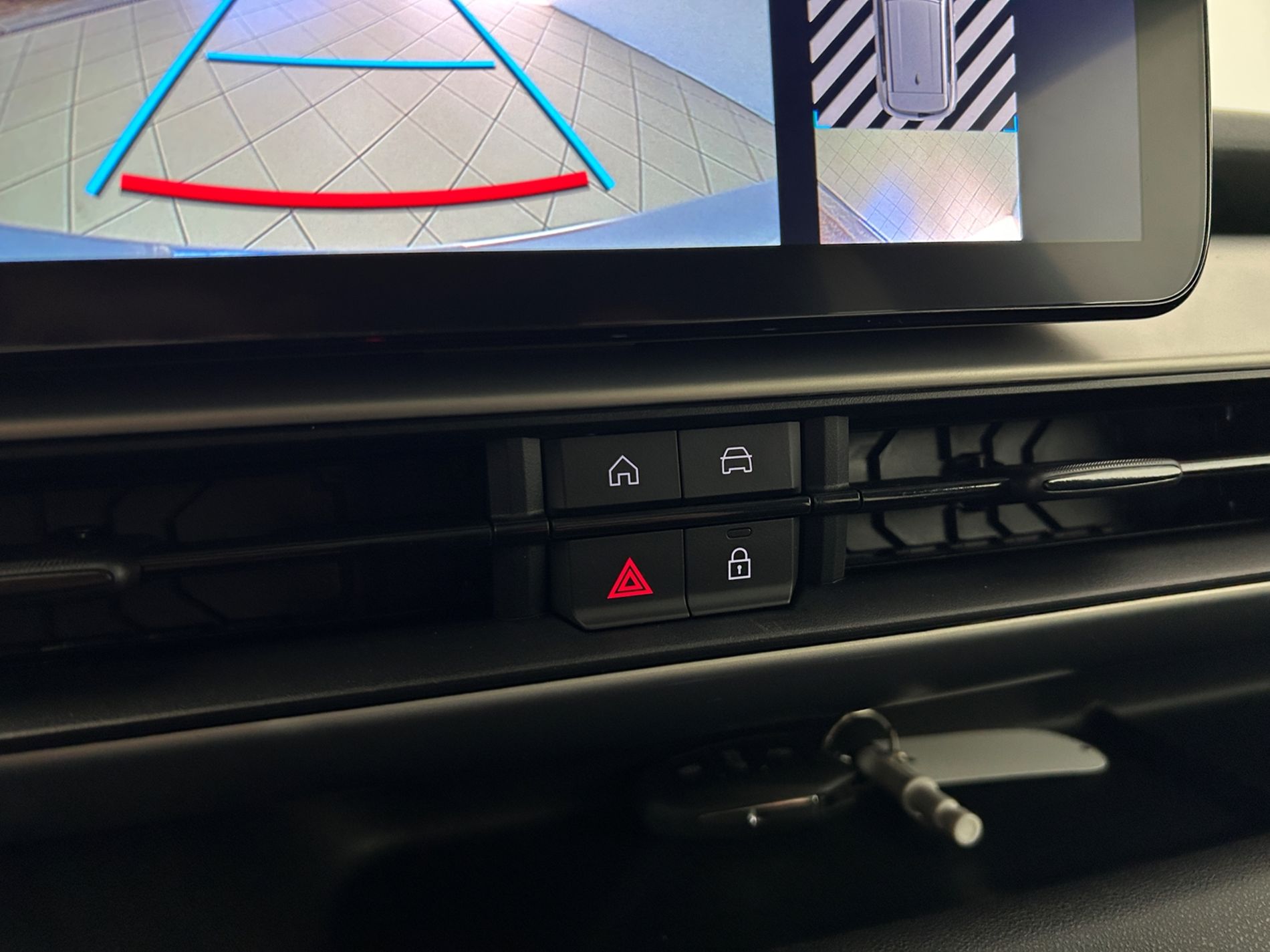 Avenger e-hybrid Summit 100cv   - Autoviemme