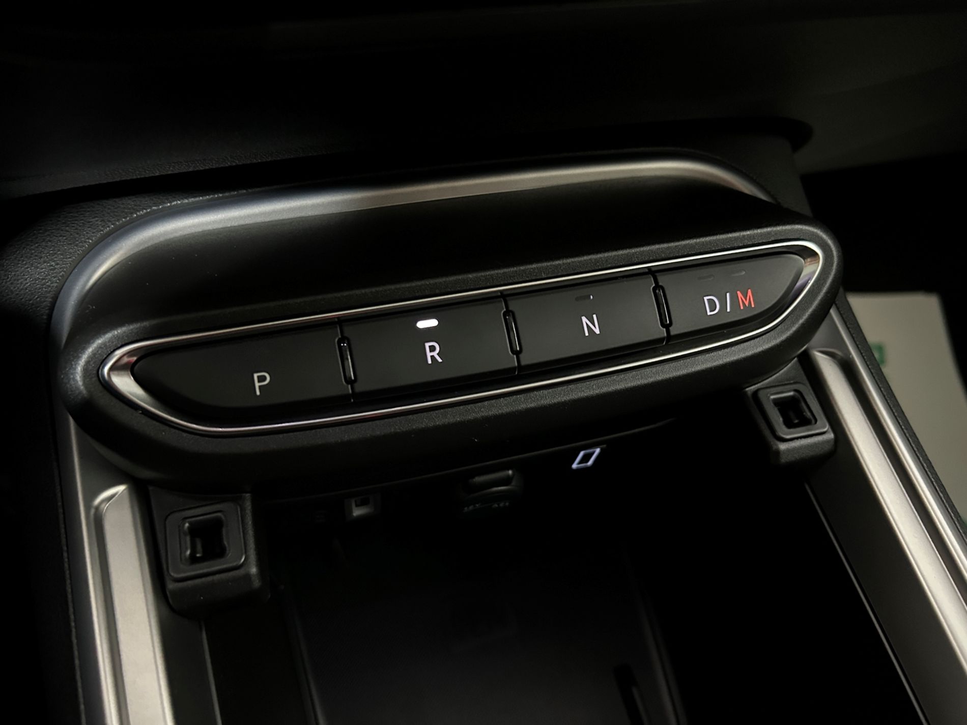 Avenger e-hybrid Summit 100cv   - Autoviemme