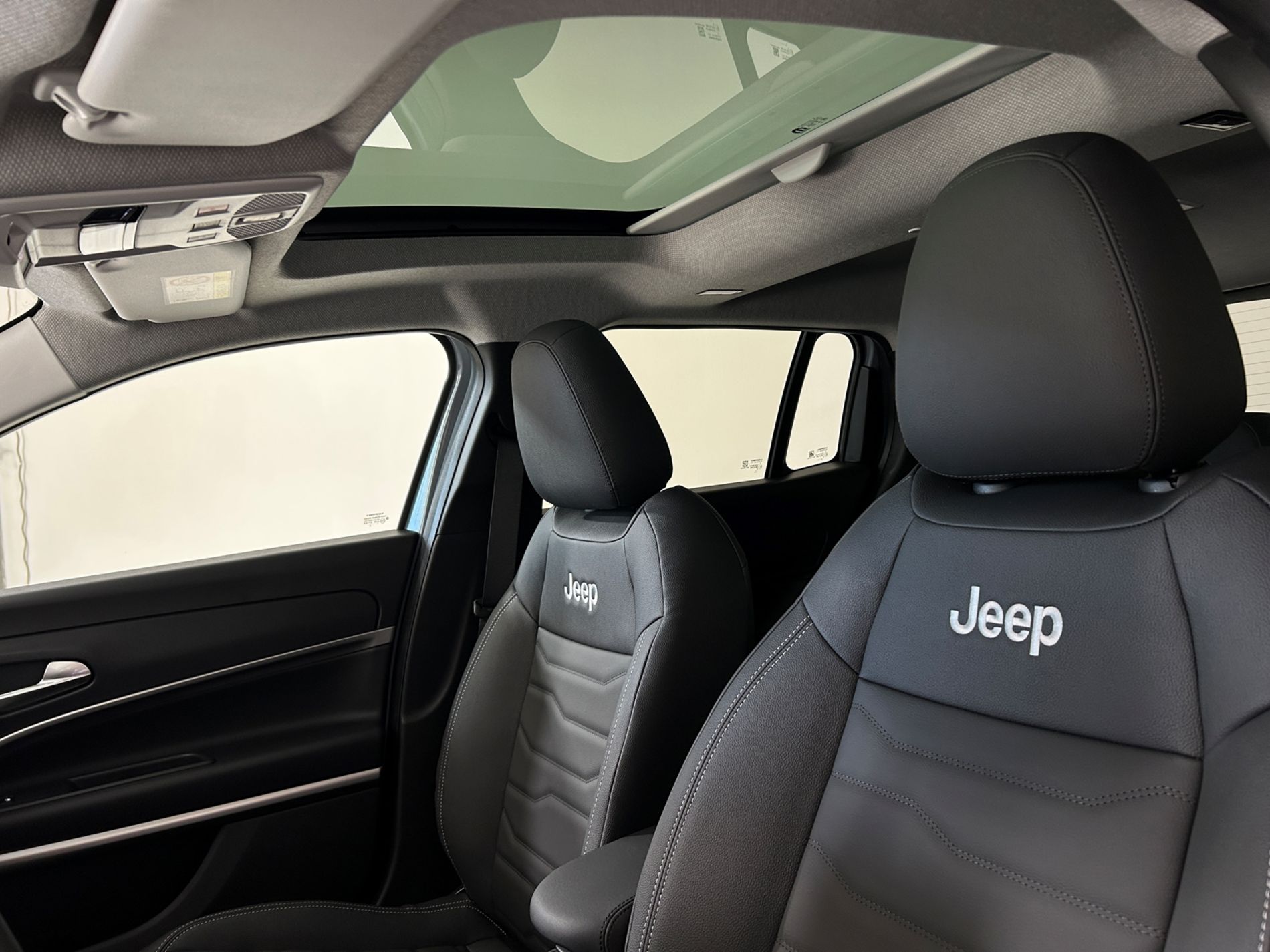 Avenger e-hybrid Summit 100cv   - Autoviemme