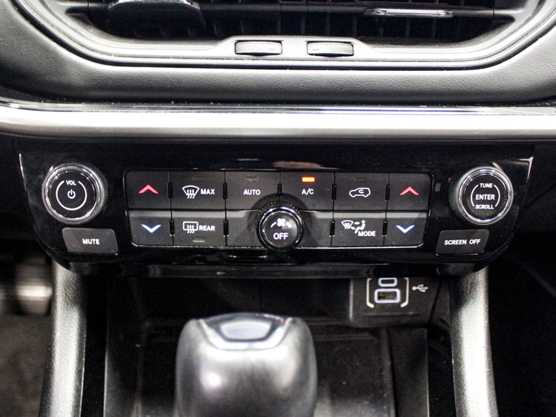 Compass 1.3 turbo t4 Limited 2wd 150cv ddct - Autoviemme