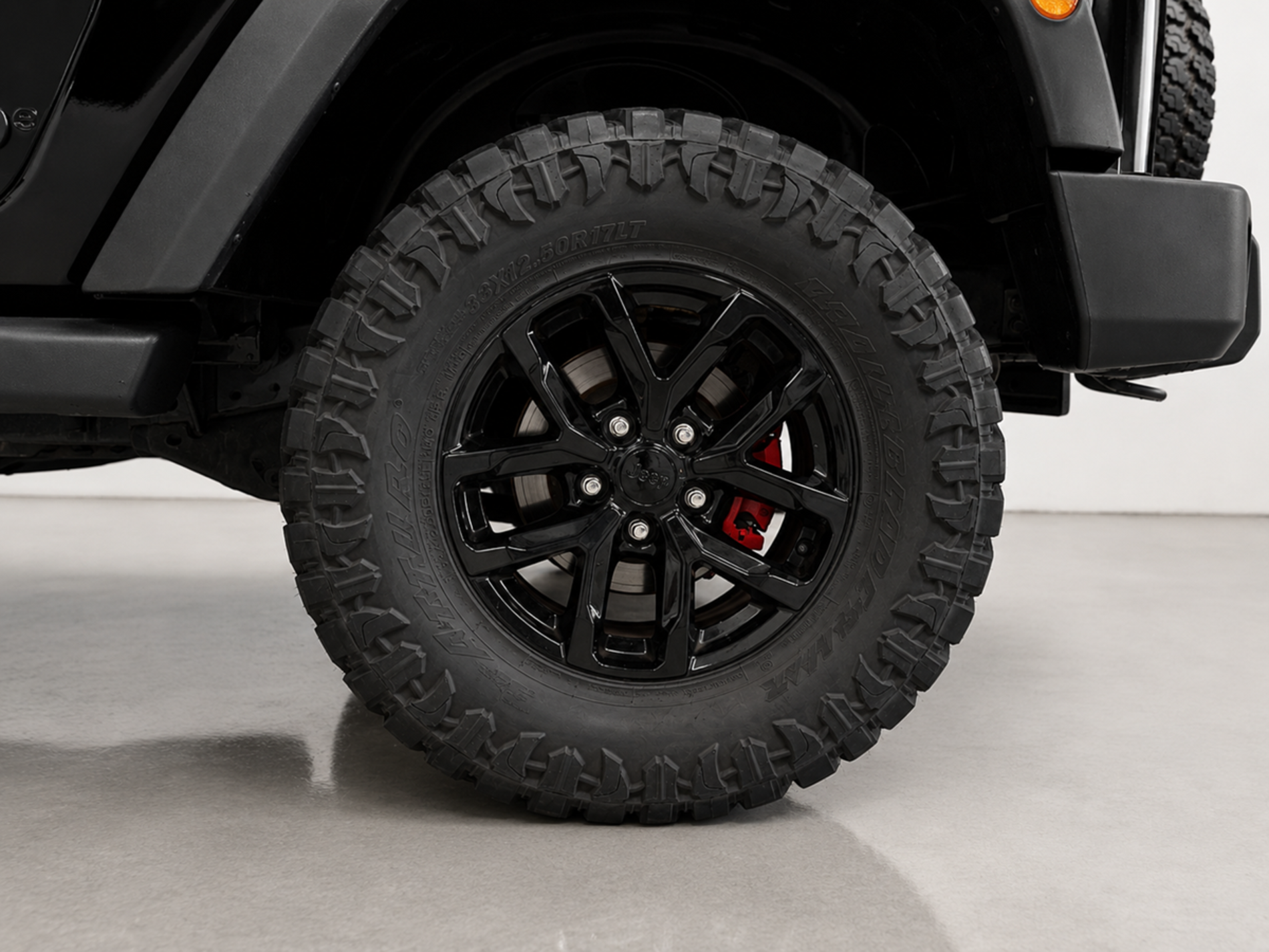 Jeep Wrangler 3.6 V6 Sport assetto rialzato gomme 33x12.50 - Autoviemme