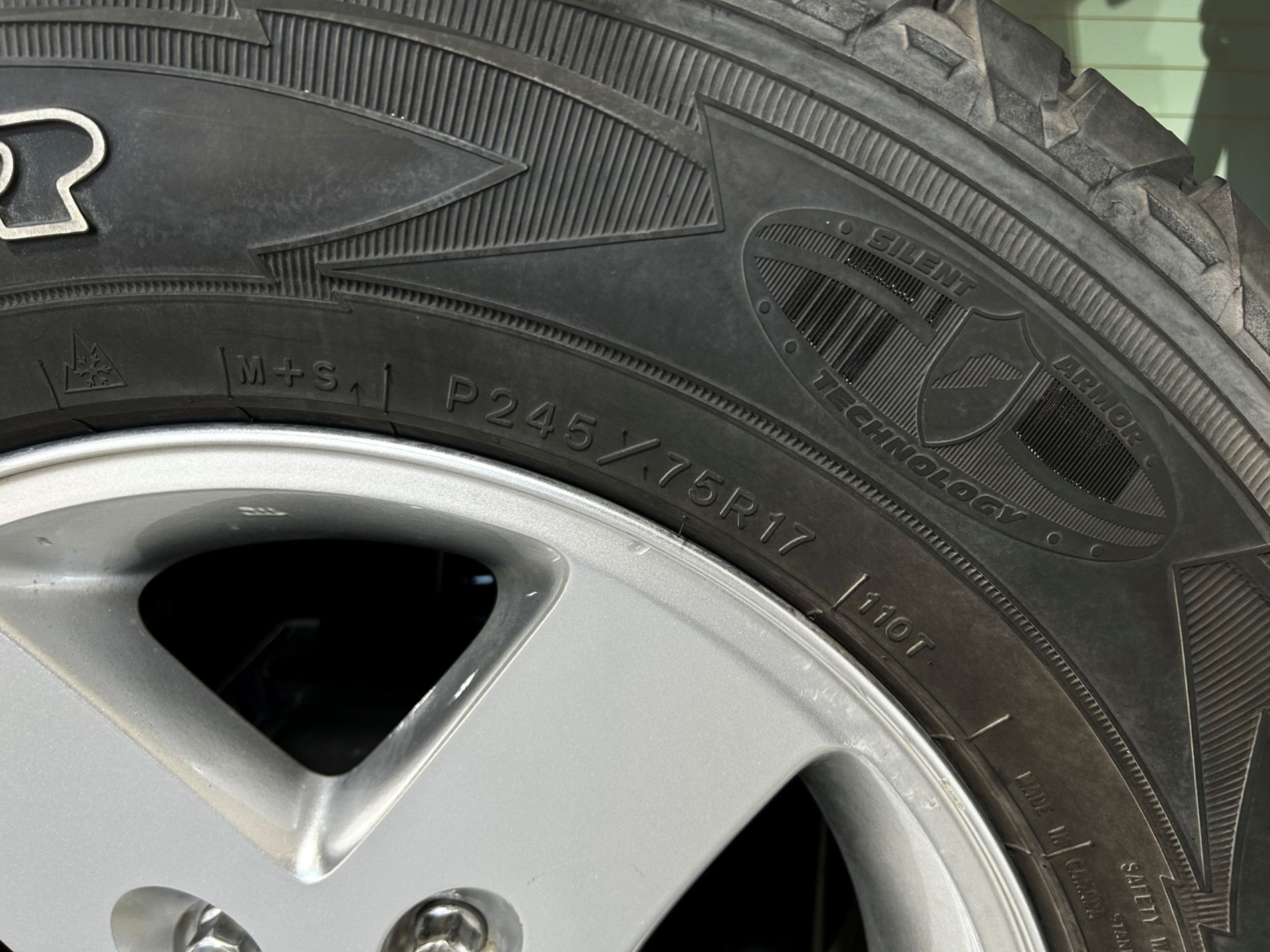 Jeep Wrangler 3.6 V6 Sport assetto rialzato gomme 33x12.50 - Autoviemme