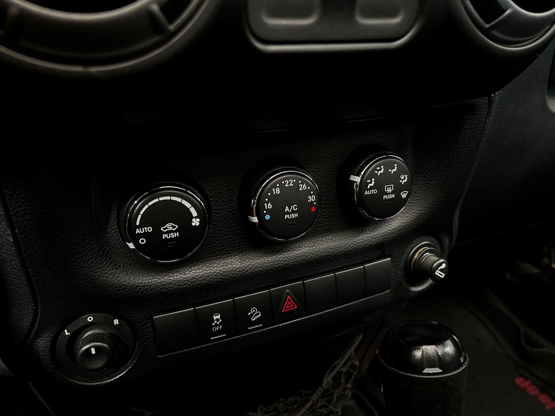 Jeep Wrangler 3.6 V6 Sport assetto rialzato gomme 33x12.50 - Autoviemme