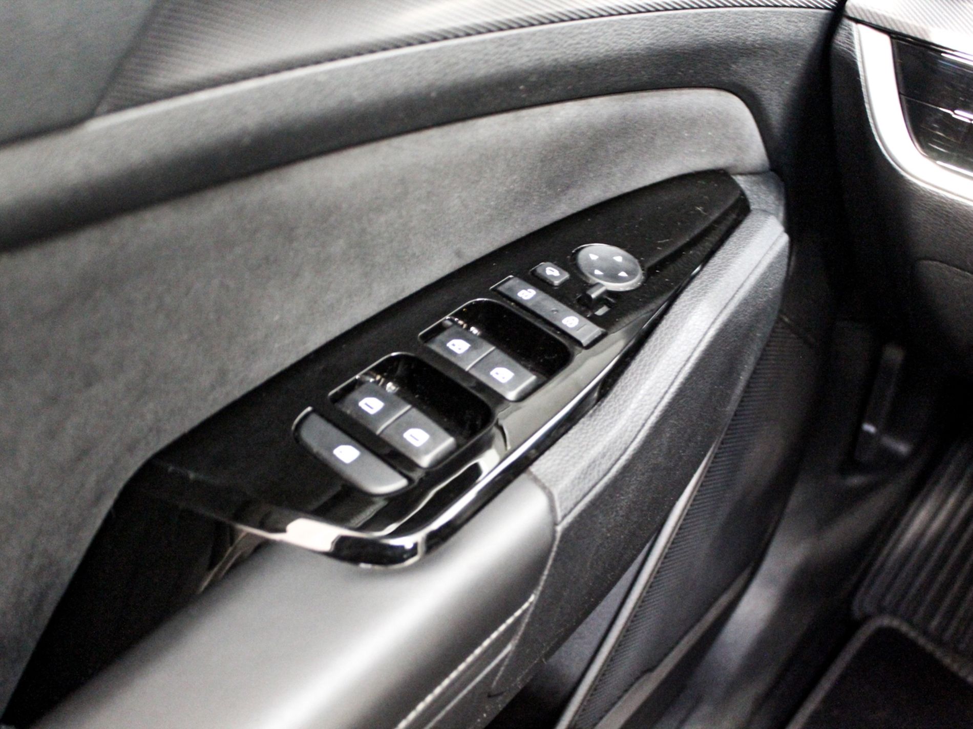 Sportage 1.6 tgdi hev GT-line Panorama Sunroof auto - Autoviemme