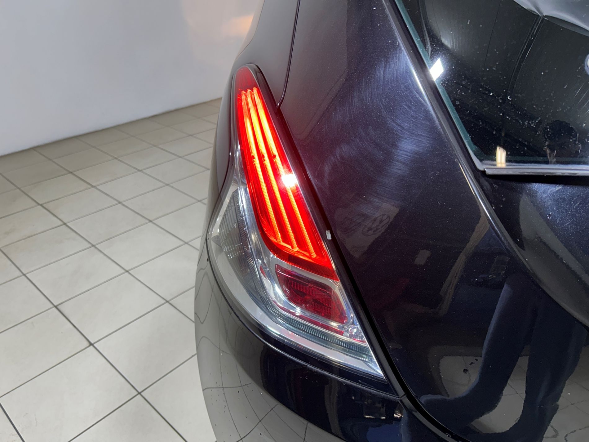 Ypsilon Gold s&s 69cv - Autoviemme