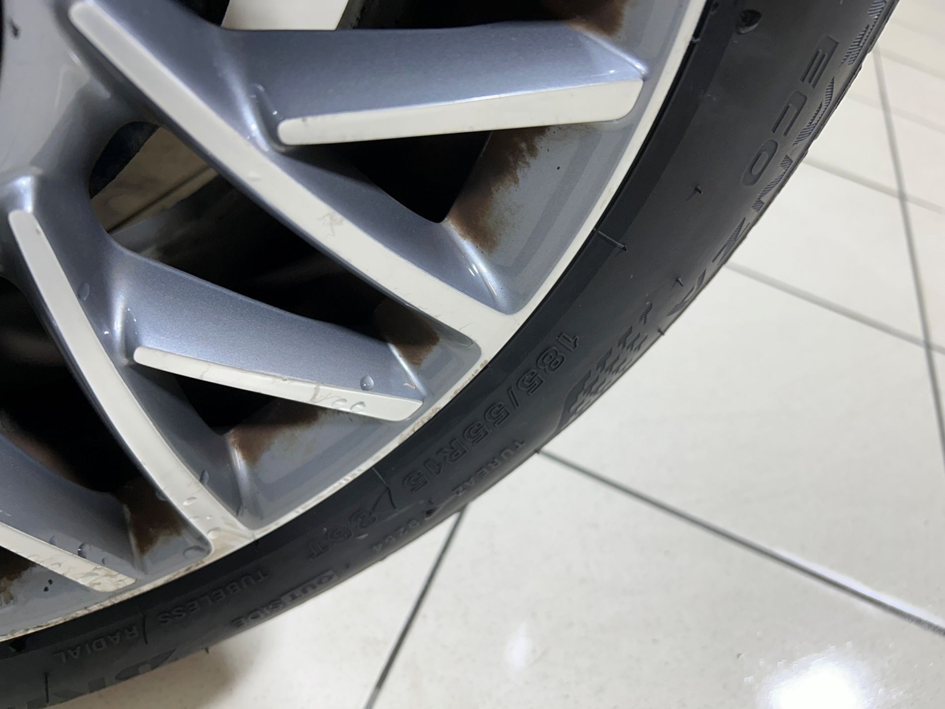 Ypsilon Gold s&s 69cv - Autoviemme