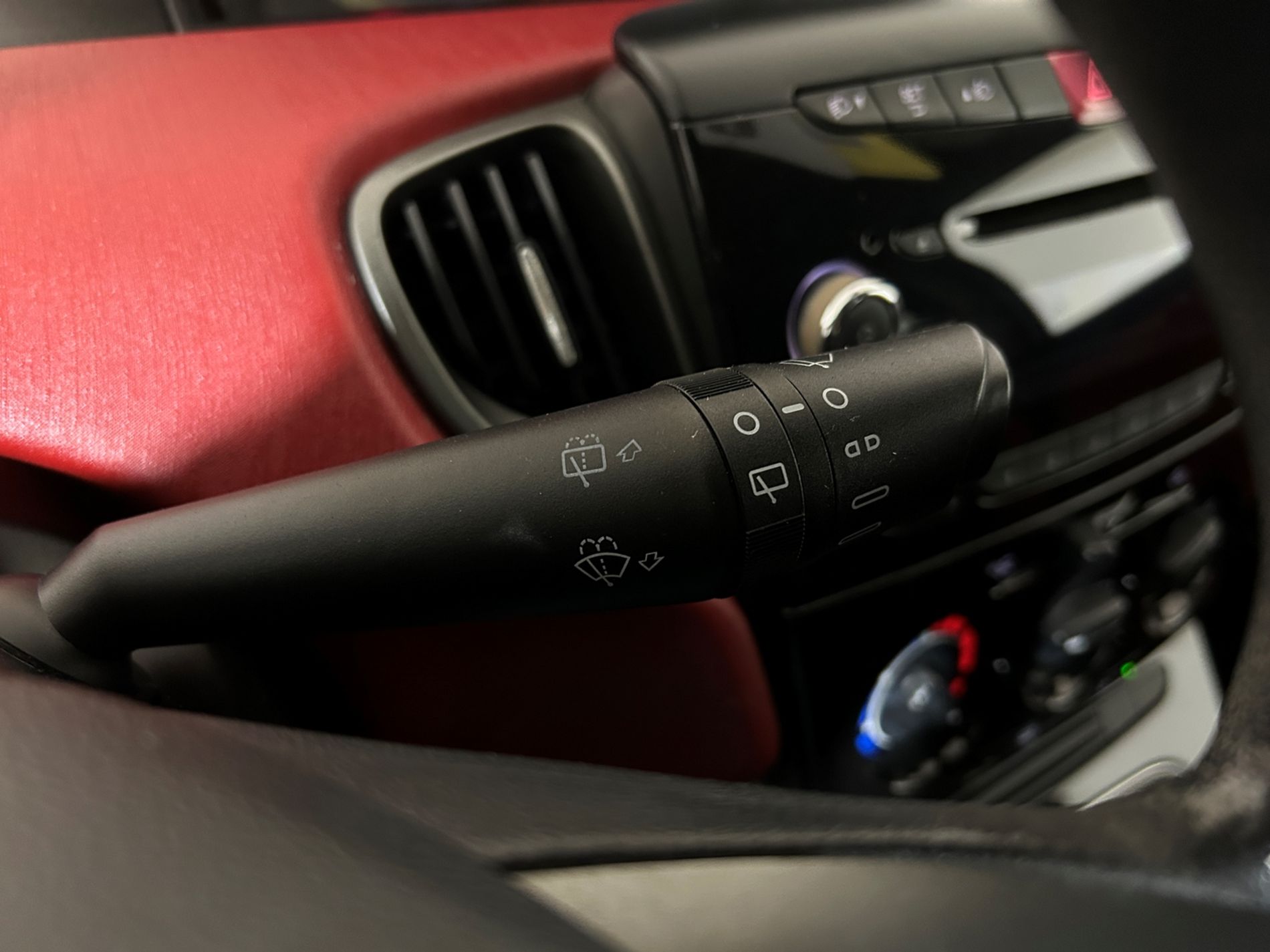 Ypsilon Gold s&s 69cv - Autoviemme