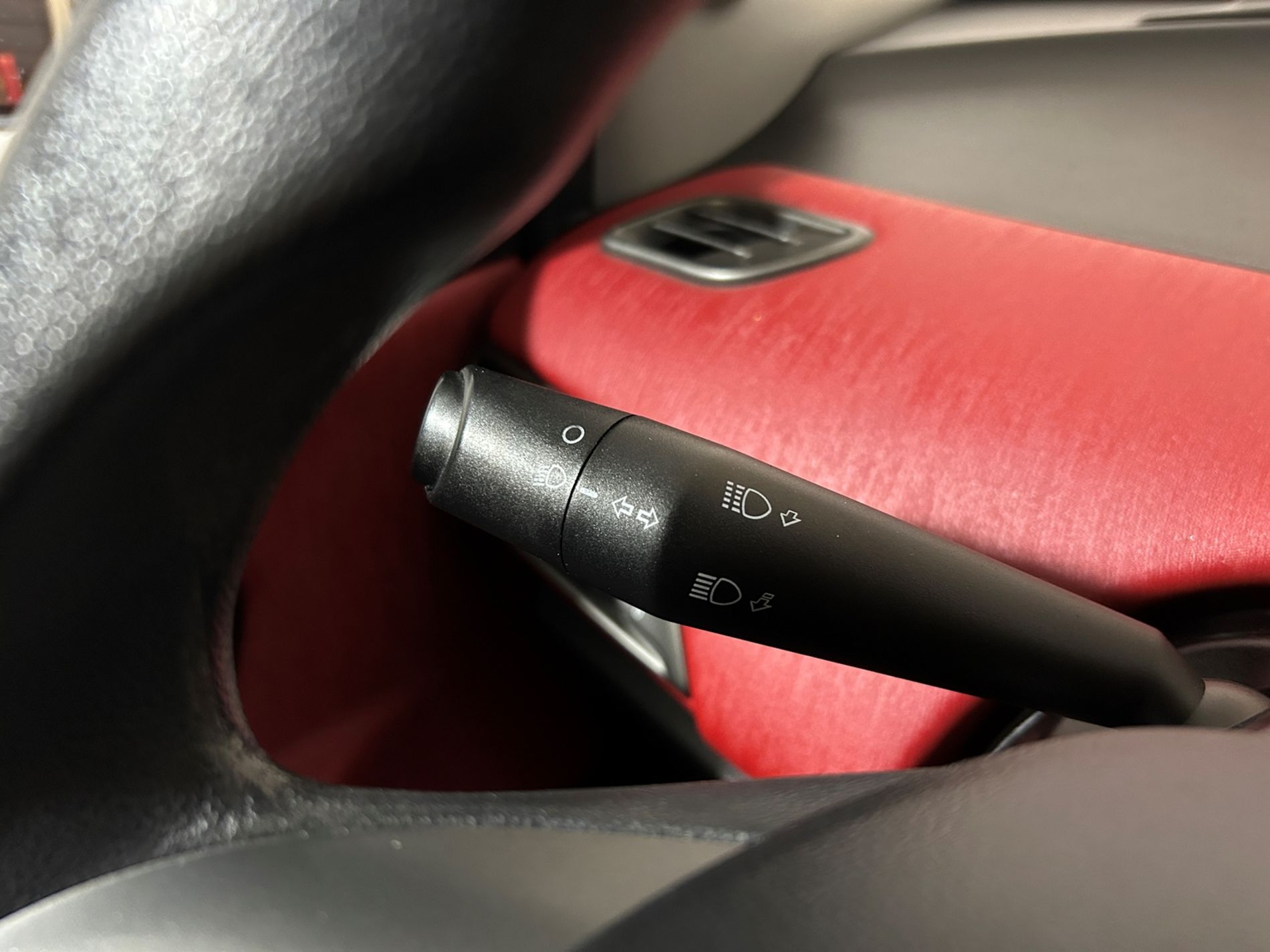 Ypsilon Gold s&s 69cv - Autoviemme