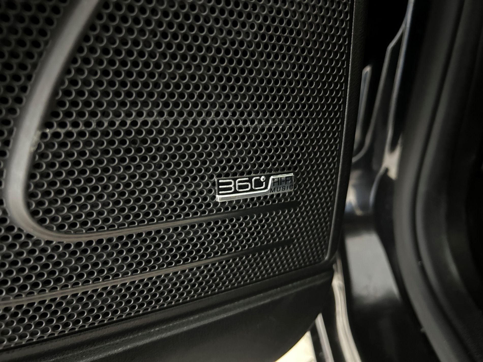 Ypsilon Gold s&s 69cv - Autoviemme