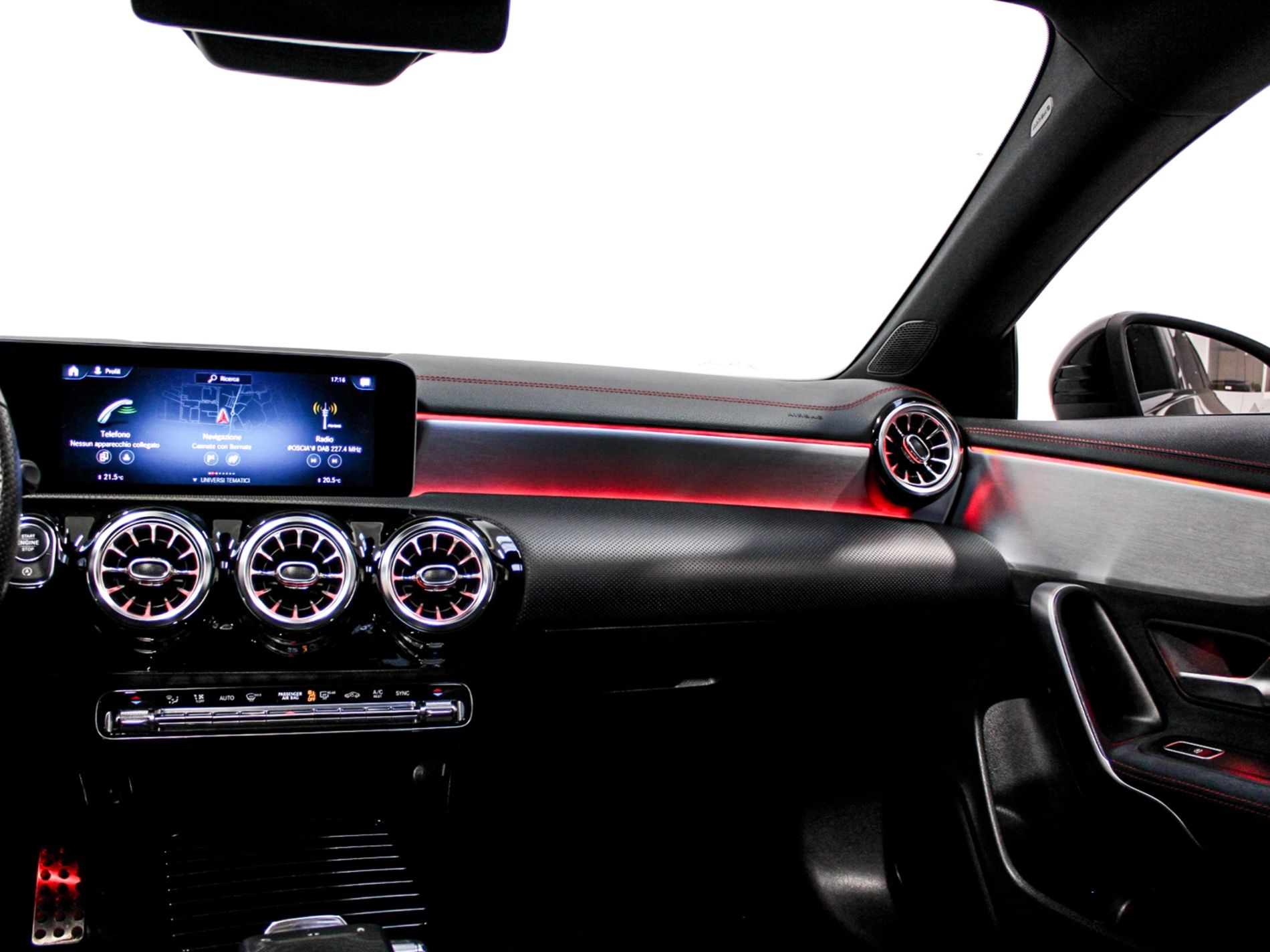 CLA Shooting Brake 200 Night edition auto - Autoviemme