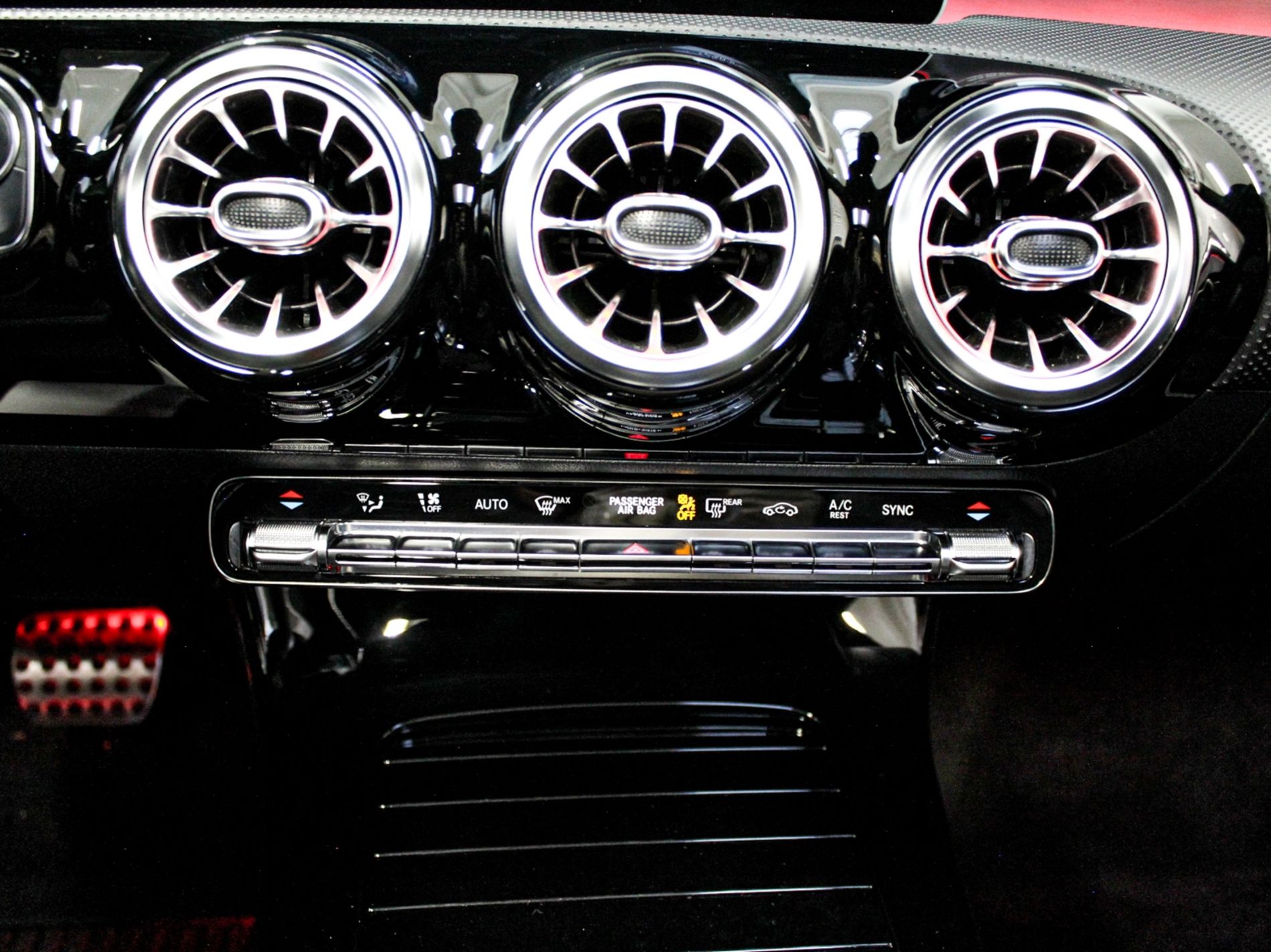 CLA Shooting Brake 200 Night edition auto - Autoviemme