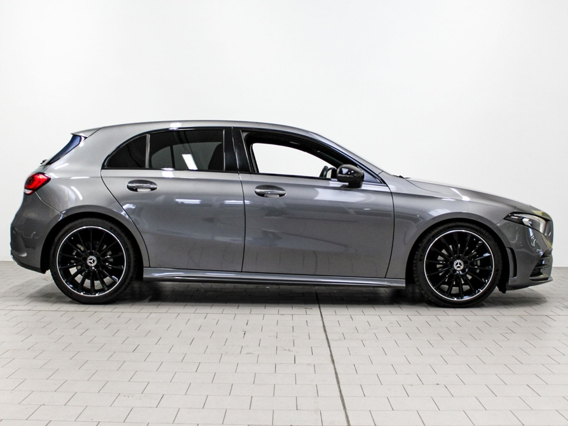 A 200 Premium Night edition - Autoviemme