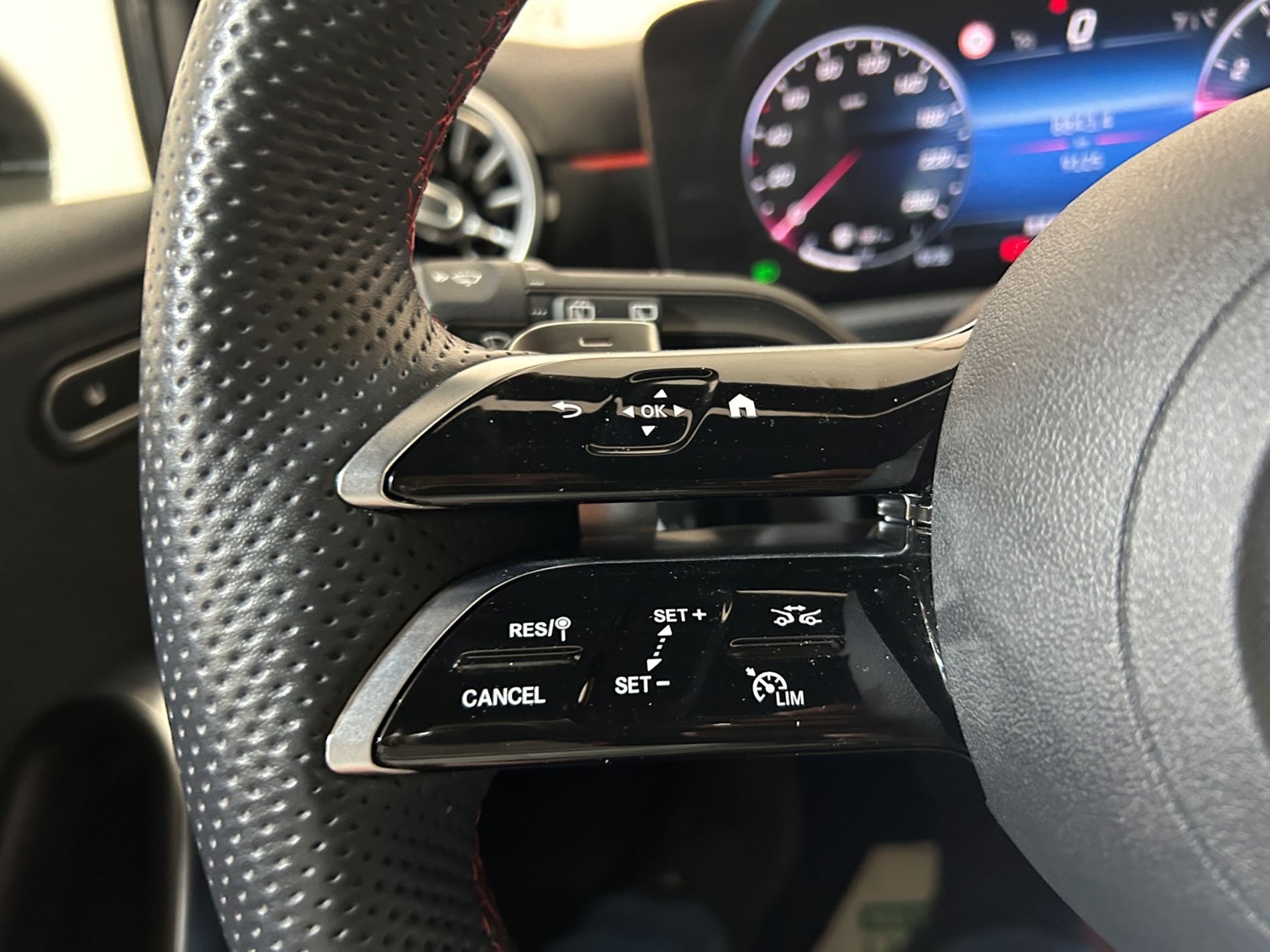 Mercedes A 180 Premium AMG Line auto - Autoviemme