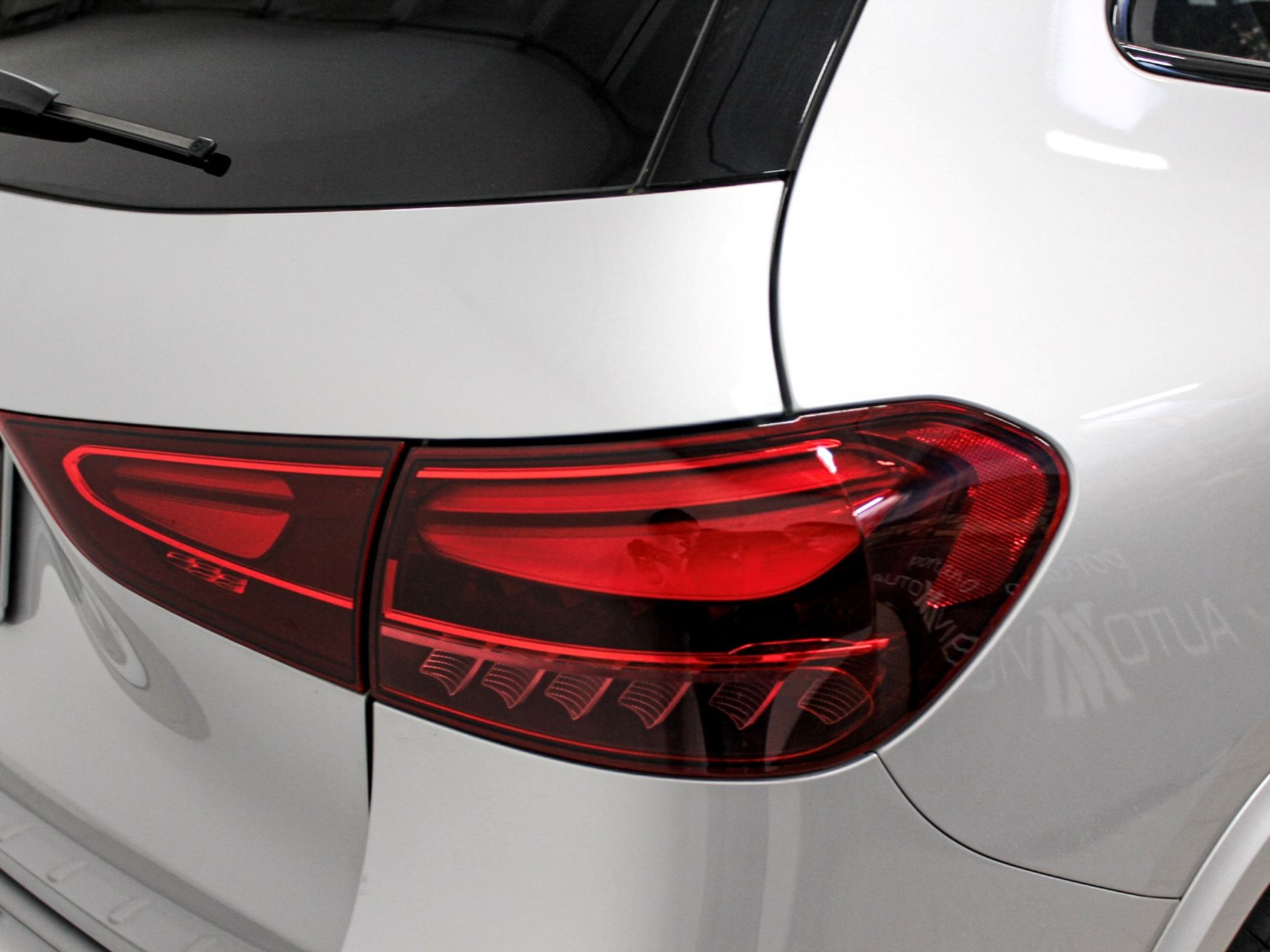 Mercedes GLA 200 Premium Hybrid - Autoviemme