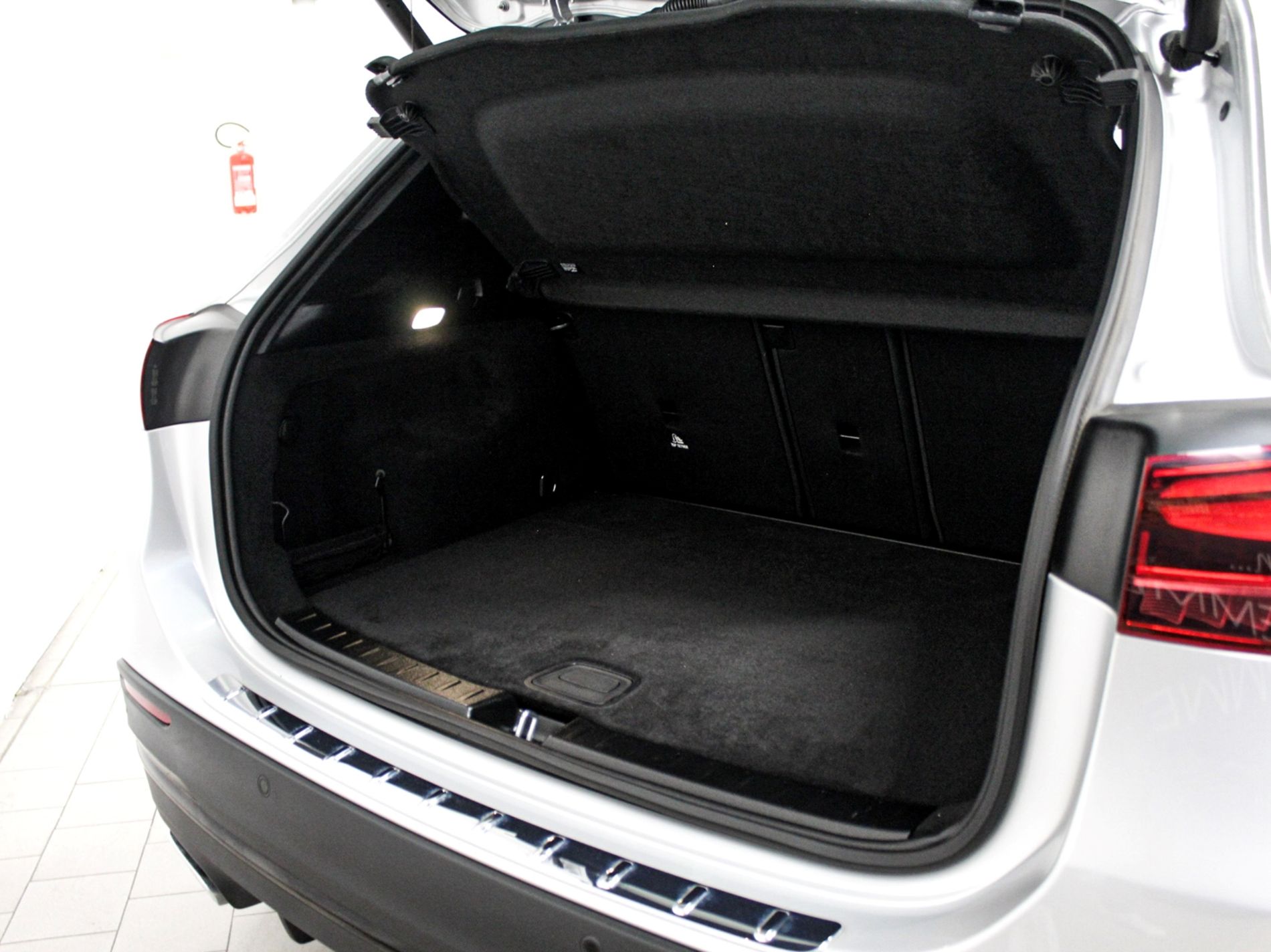 Mercedes GLA 200 Premium Hybrid - Autoviemme