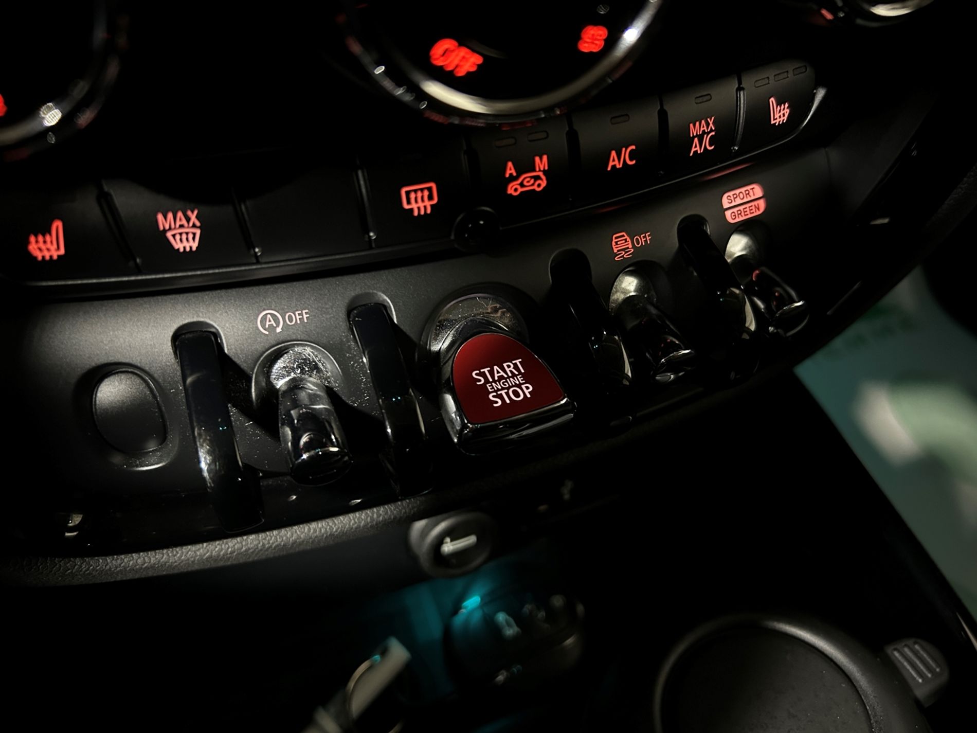 Mini Clubman 2.0 Cooper D - Autoviemme