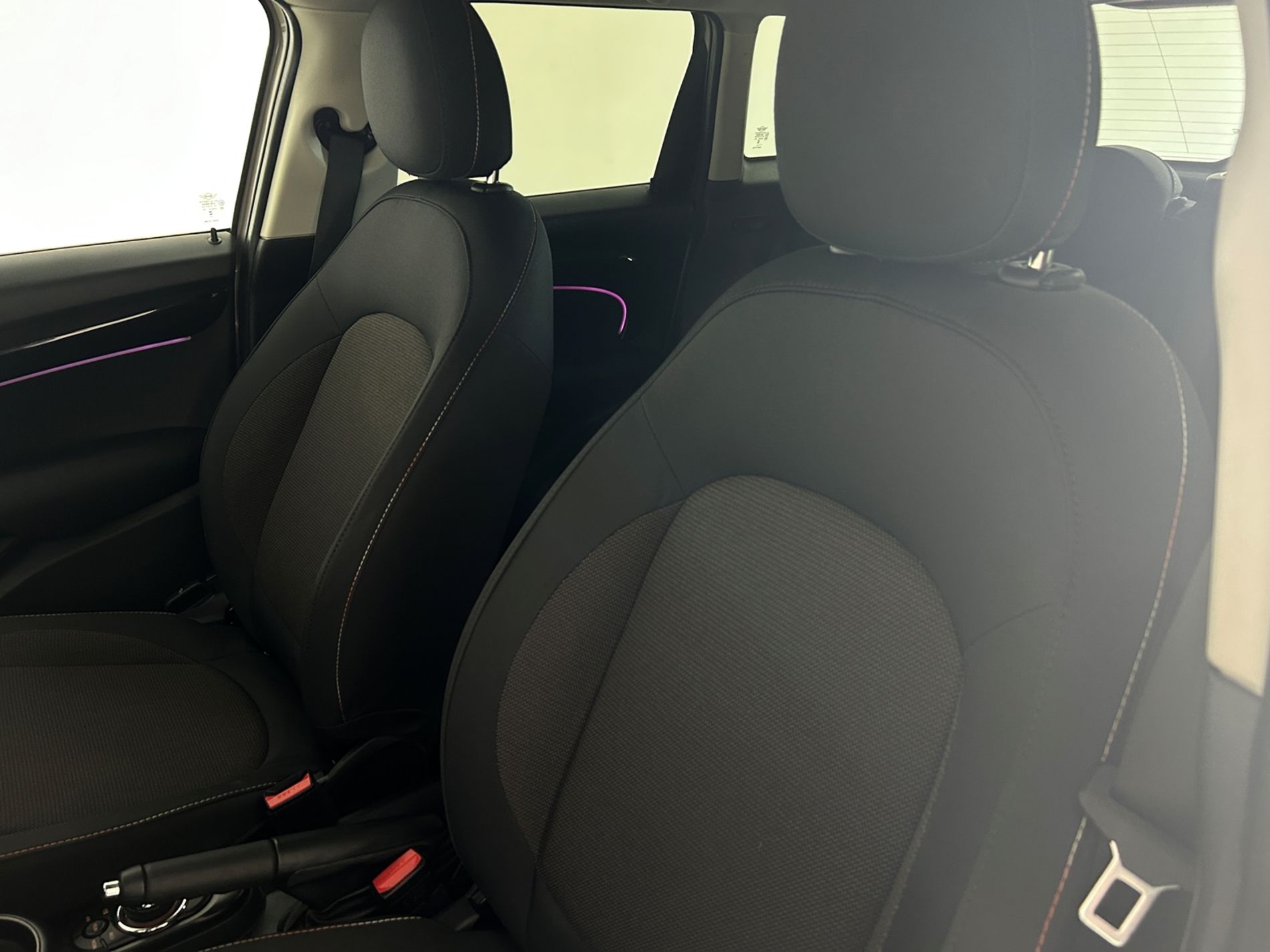 Mini 5p 1.5 Cooper Essential auto - Autoviemme