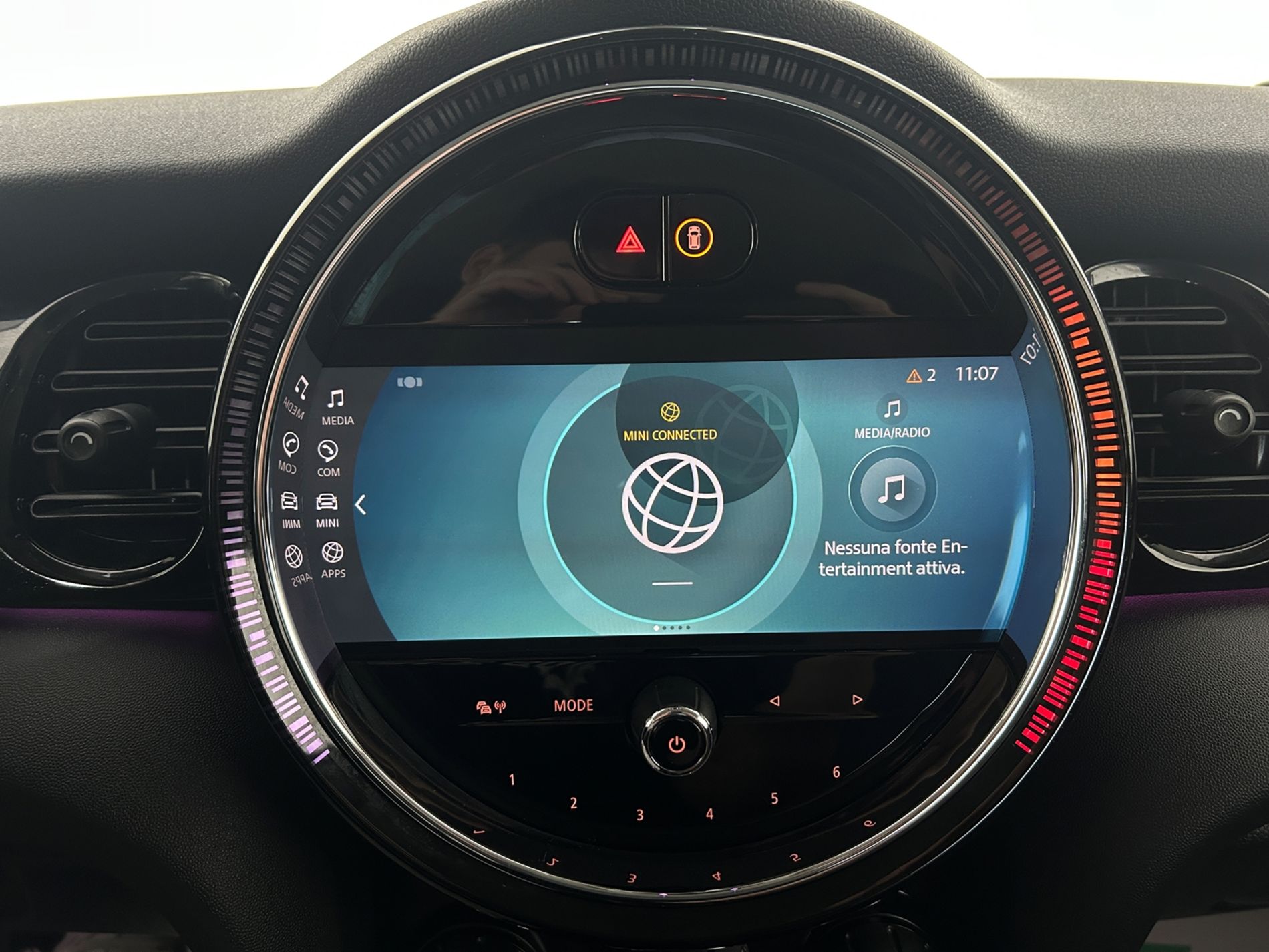 Mini 5p 1.5 Cooper Essential auto - Autoviemme