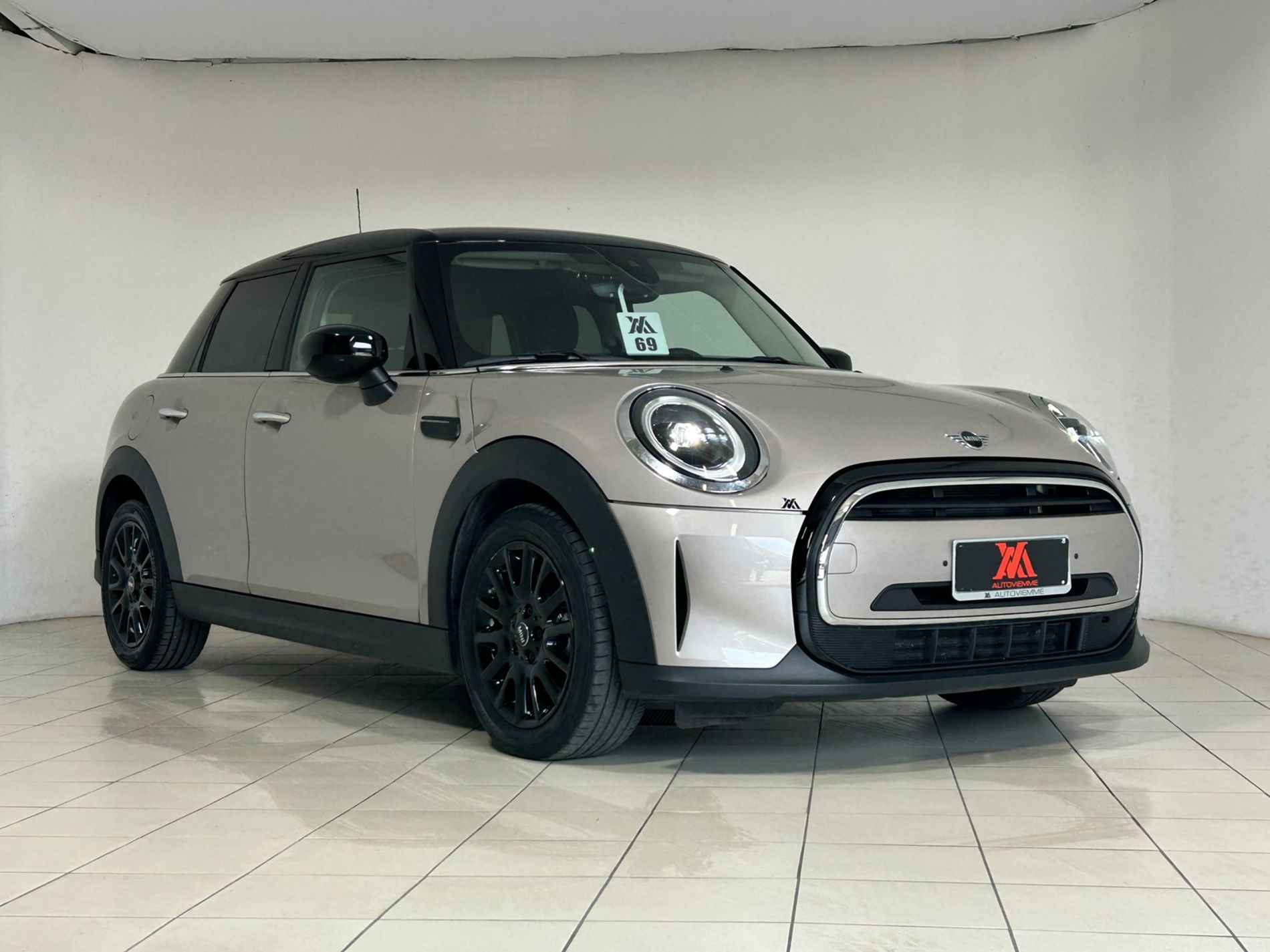 Mini 5p 1.5 Cooper Essential auto - Autoviemme