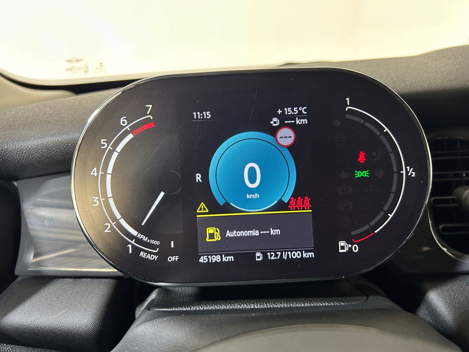 Mini Cooper 5 porte 1.5 Essential automatica - Autoviemme