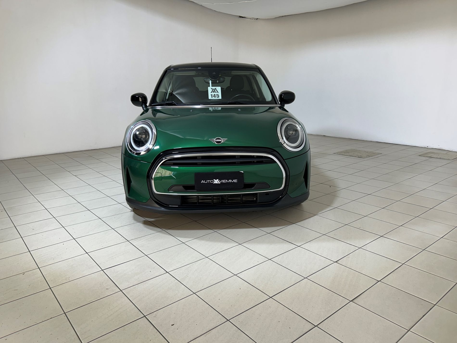 Mini Cooper 5 porte 1.5 Essential automatica - Autoviemme