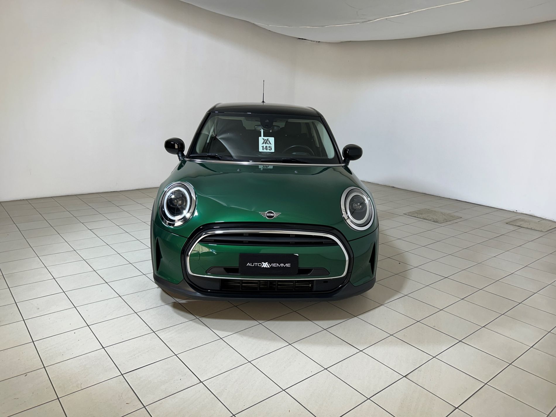 Mini Cooper 5 porte 1.5 Essential automatica - Autoviemme