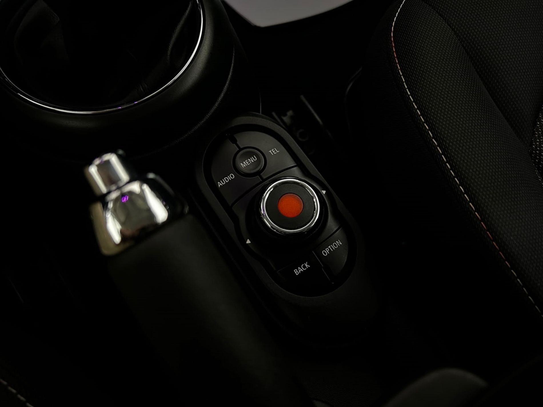 Mini 1.5 Cooper D - Autoviemme