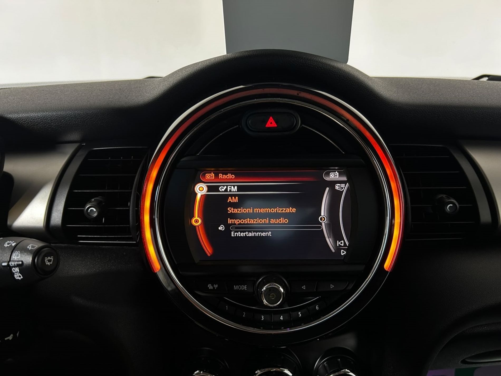 Mini 1.5 Cooper D - Autoviemme