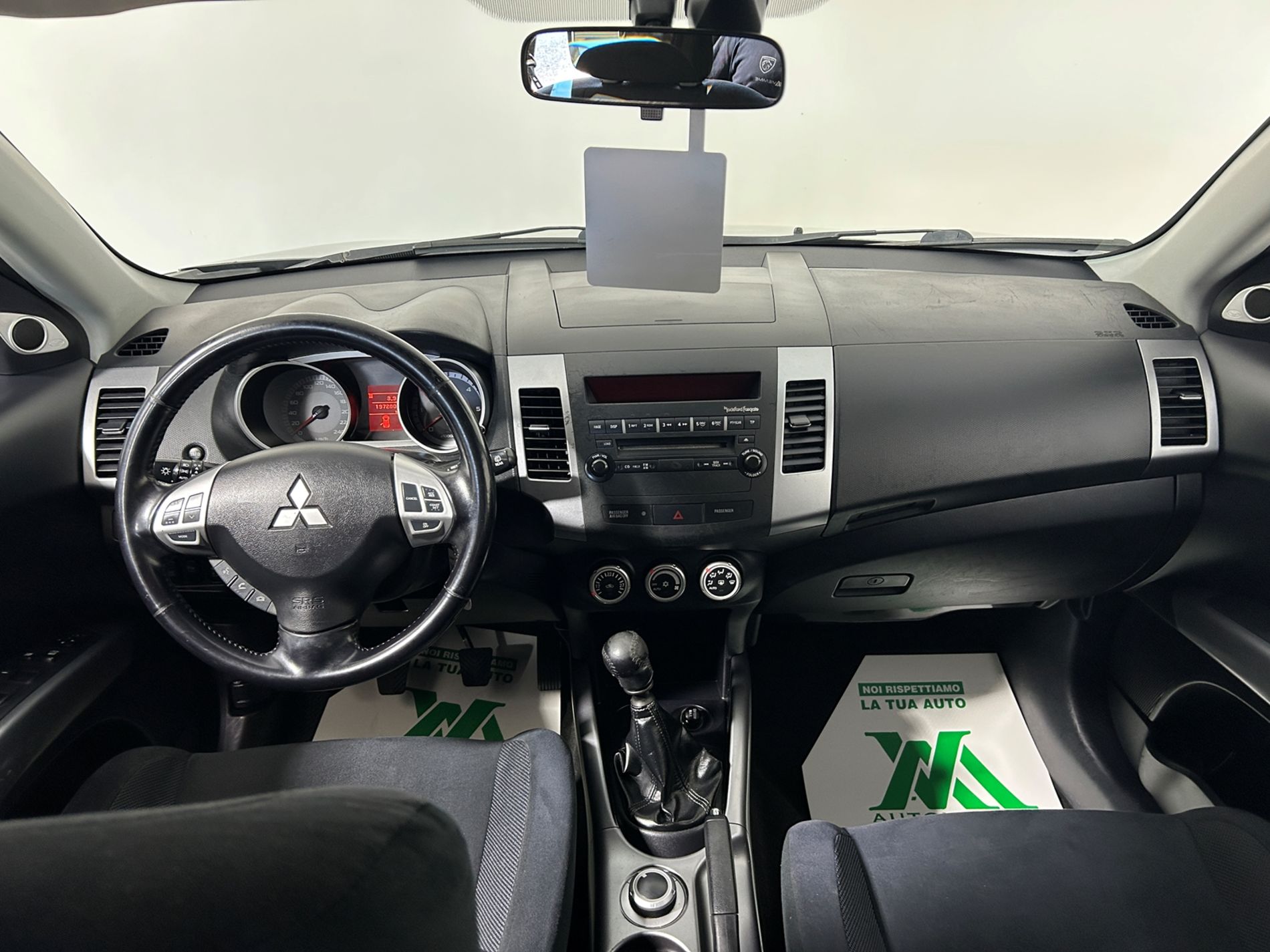 Mitsubishi Outlander 2.2 di-d Instyle 7 posti 4wd - Autoviemme