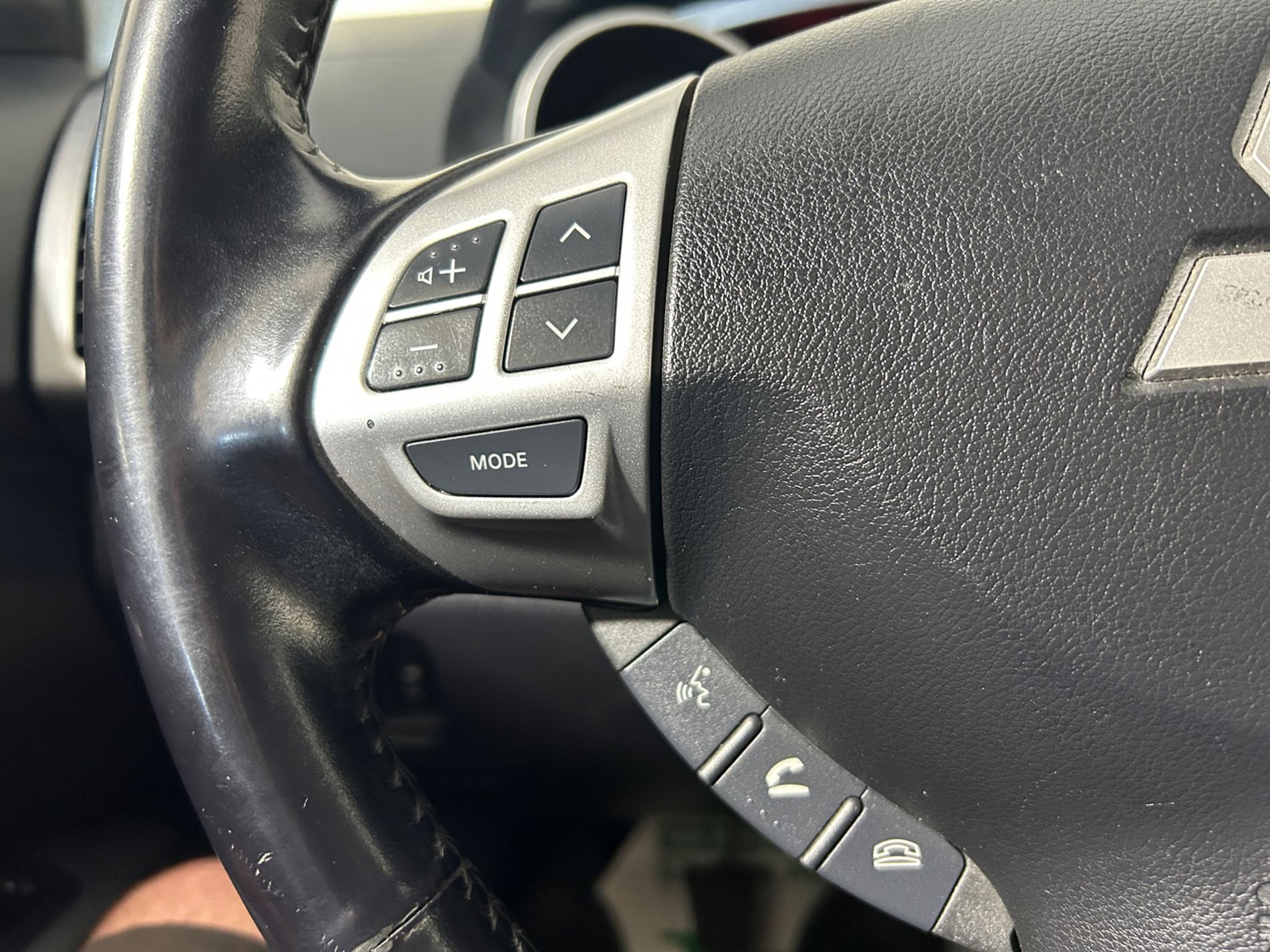 Mitsubishi Outlander 2.2 di-d Instyle 7 posti 4wd - Autoviemme