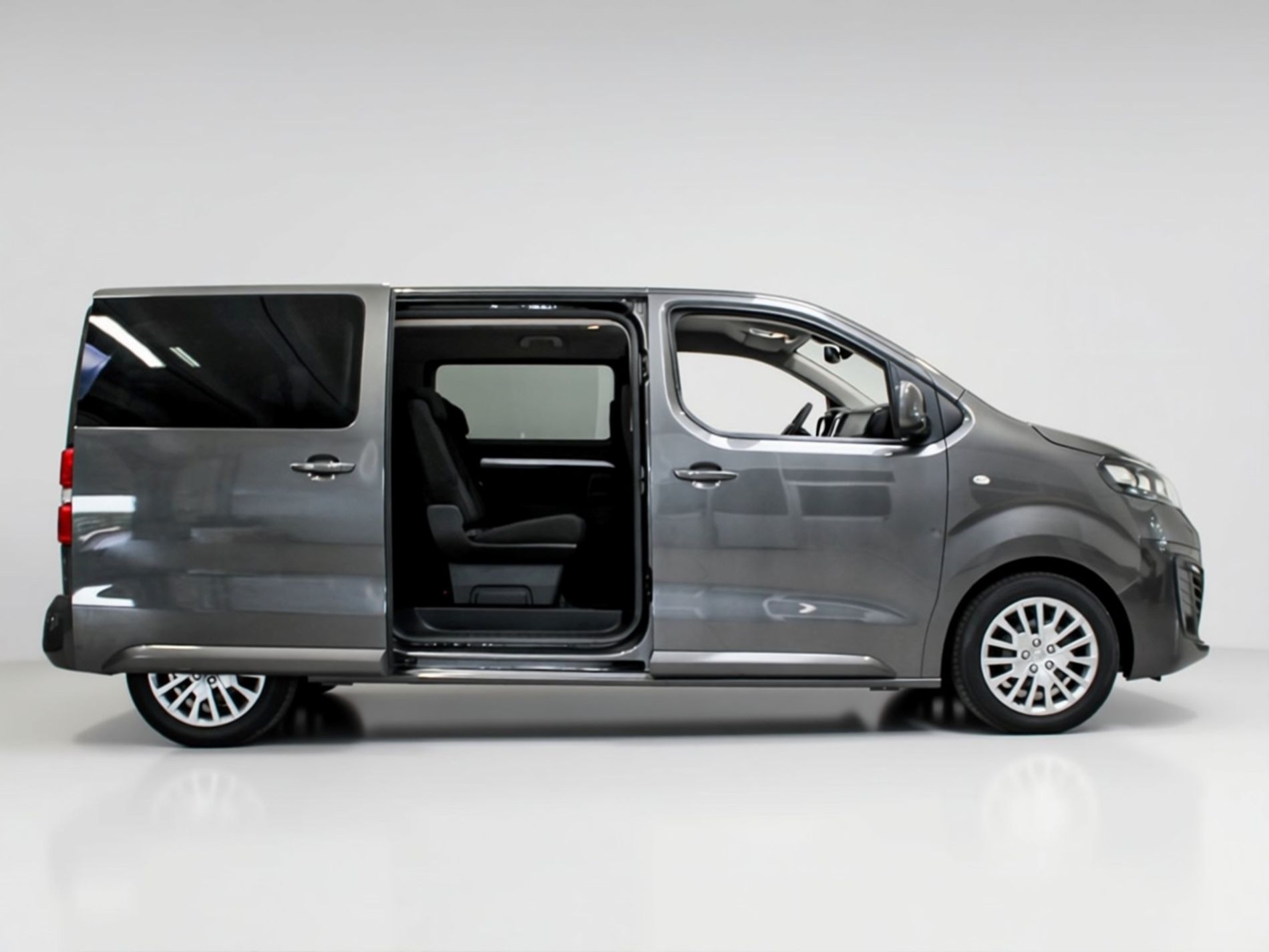 Zafira Life 1.5d 120cv L2H1 Edition - GANCIO TRAINO - Autoviemme