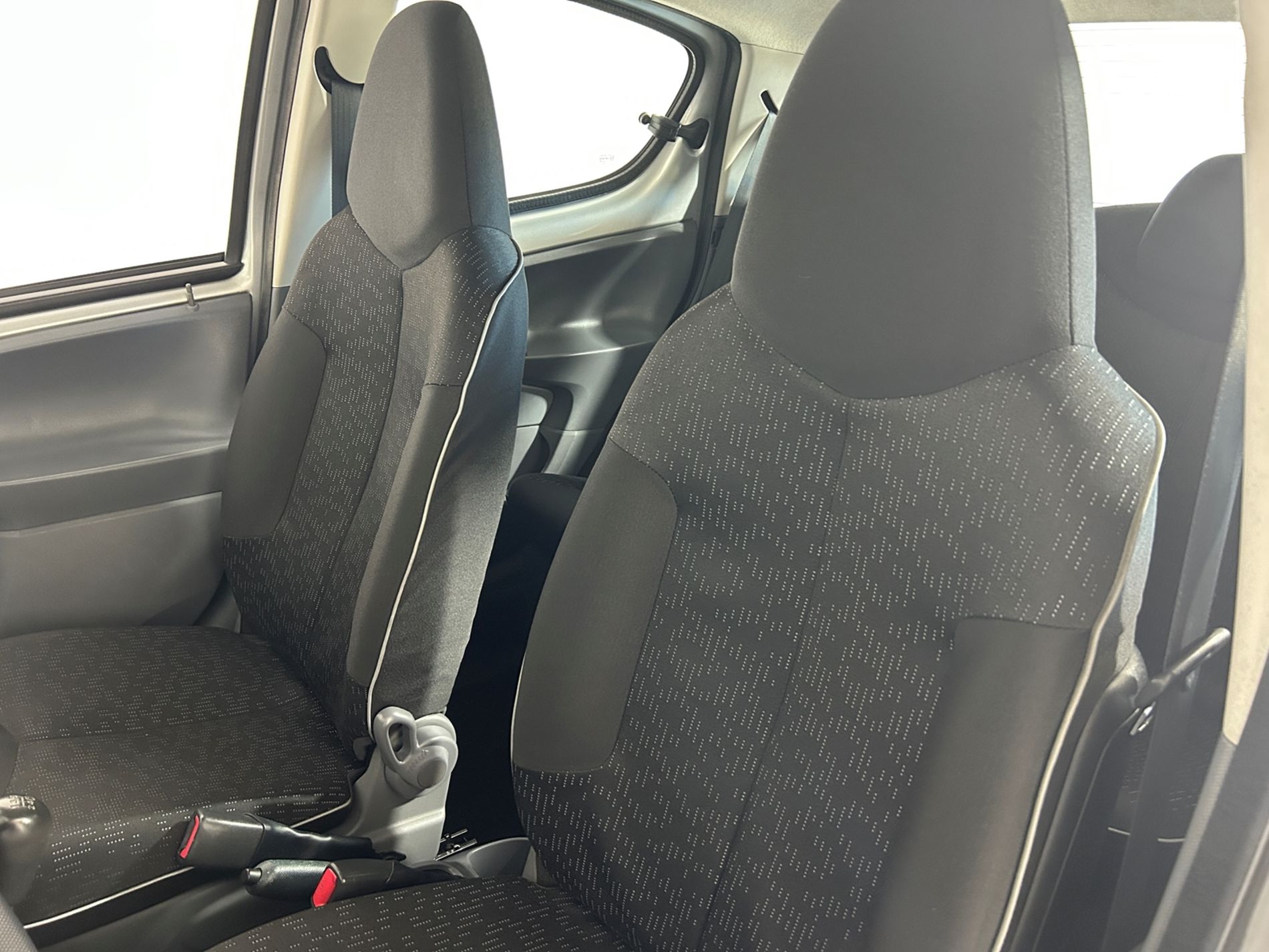 107 1.0 12v Active 5p FL - Autoviemme