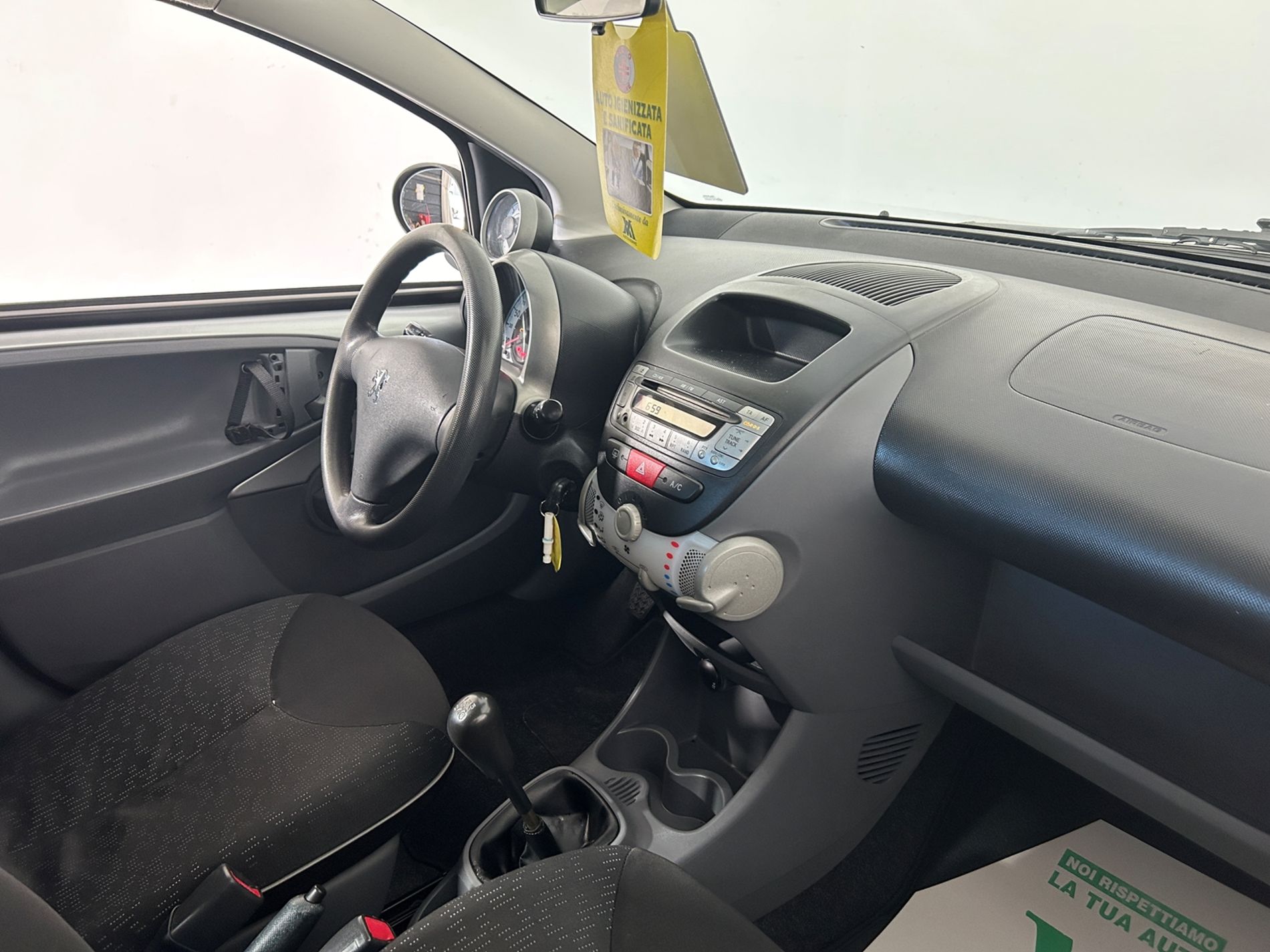 107 1.0 12v Active 5p FL - Autoviemme