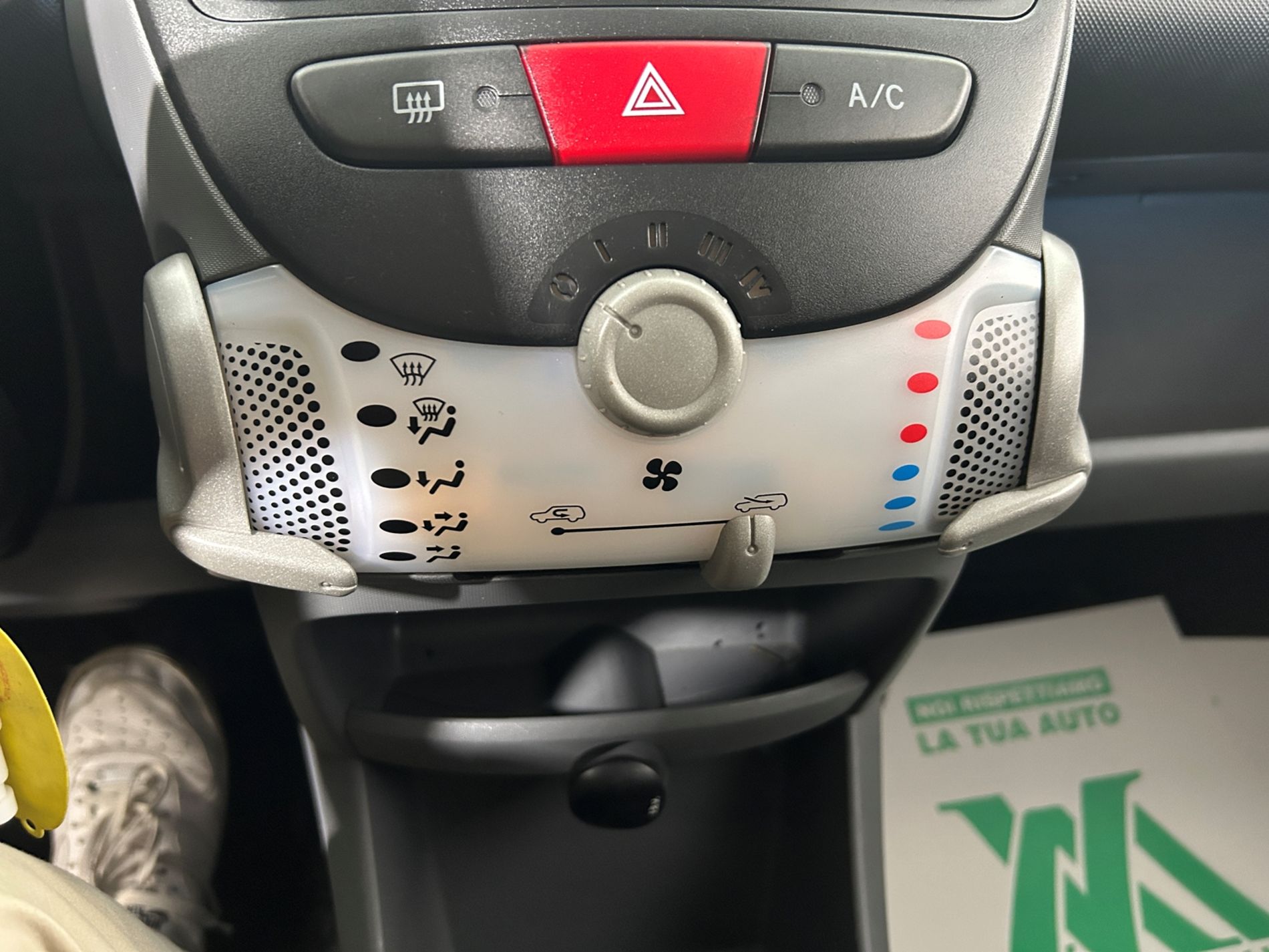 107 1.0 12v Active 5p FL - Autoviemme