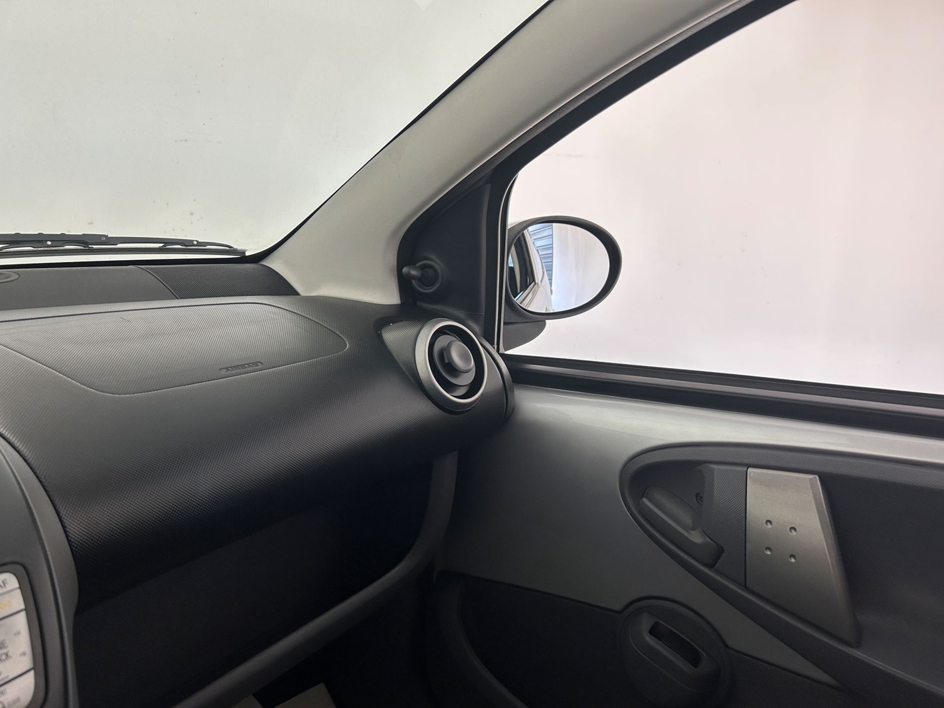 107 1.0 12v Active 5p FL - Autoviemme