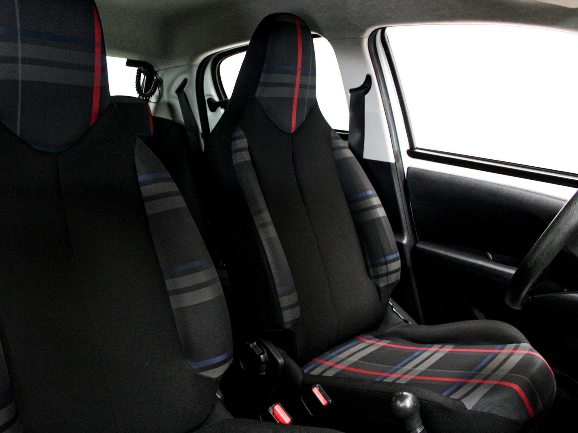 108 5p 1.0 12v Active - Autoviemme