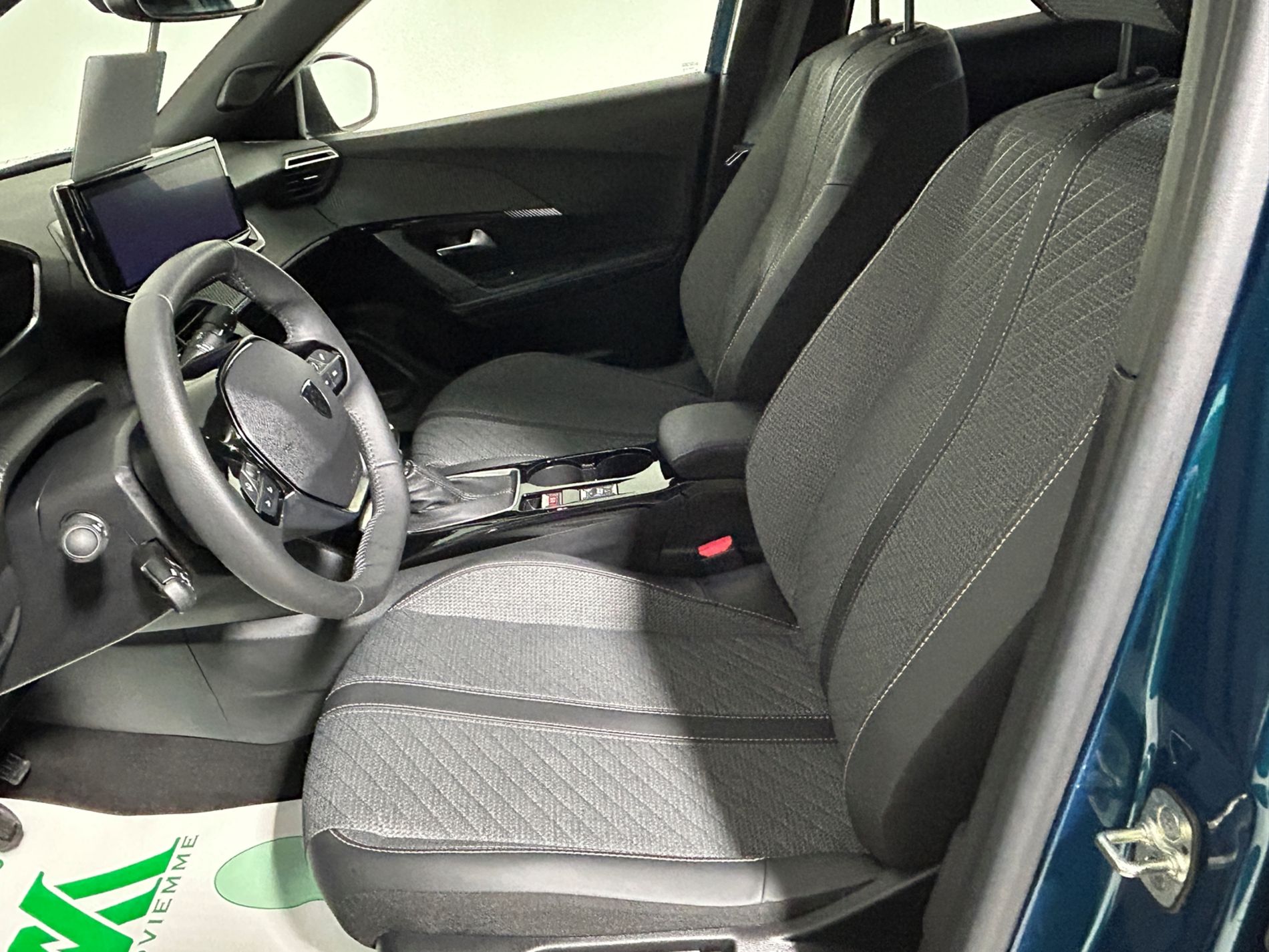 Peugeot 2008 1.2 Allure s&s 100 cv - Autoviemme
