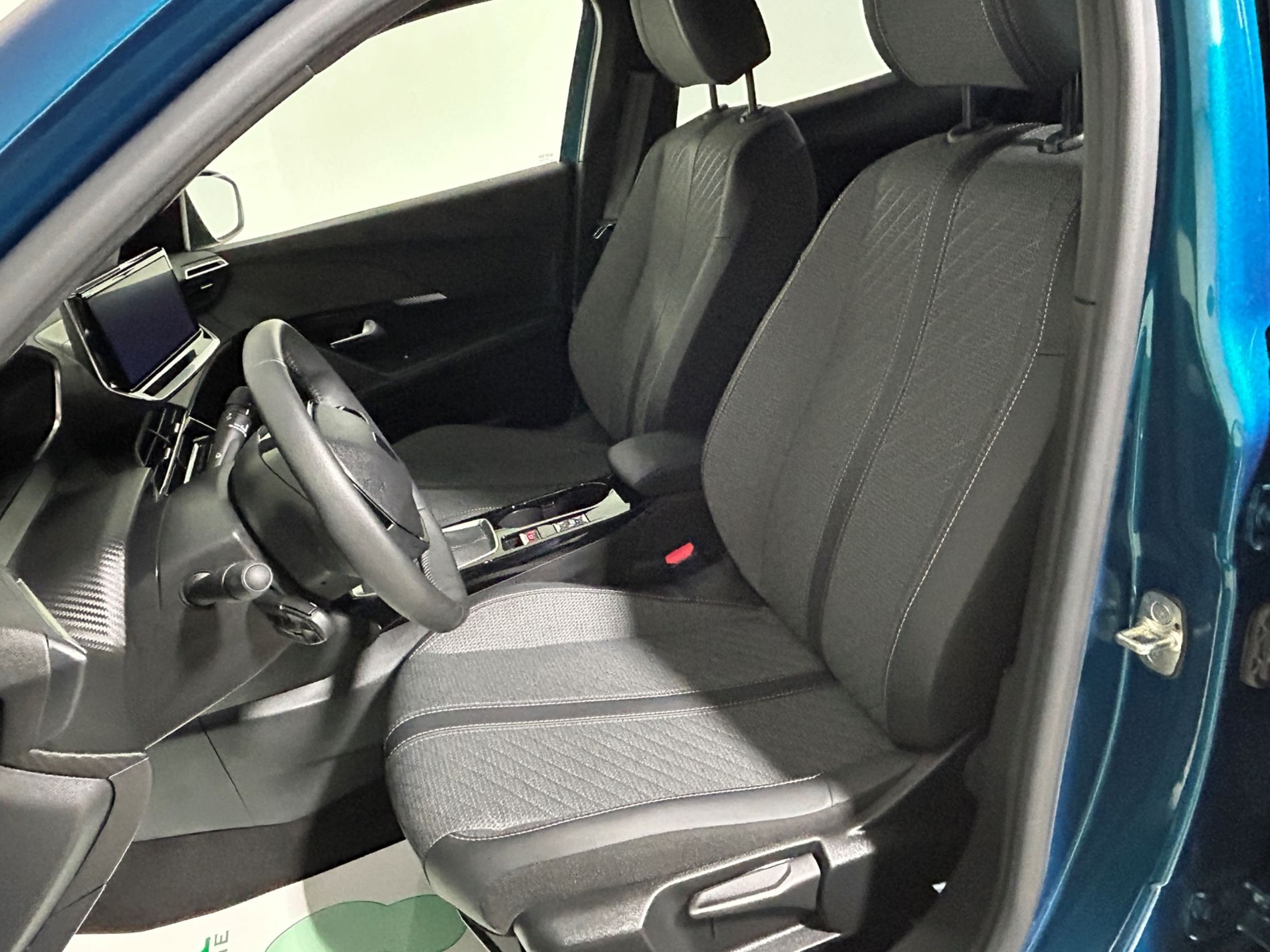 Peugeot 2008 1.2 Allure s&s 100 cv - Autoviemme