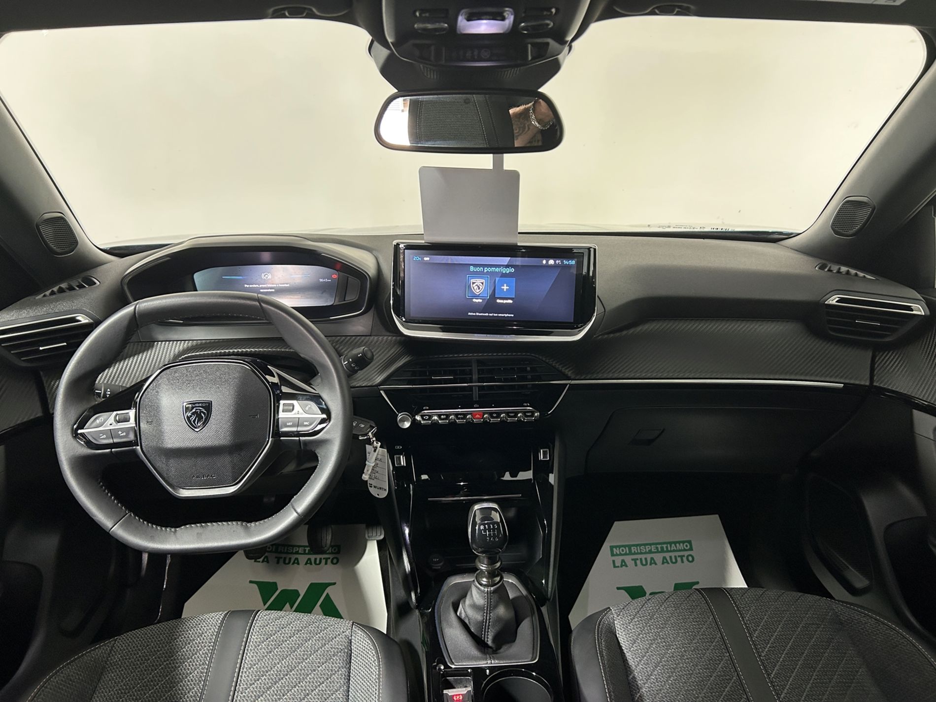 Peugeot 2008 1.2 Allure s&s 100 cv - Autoviemme